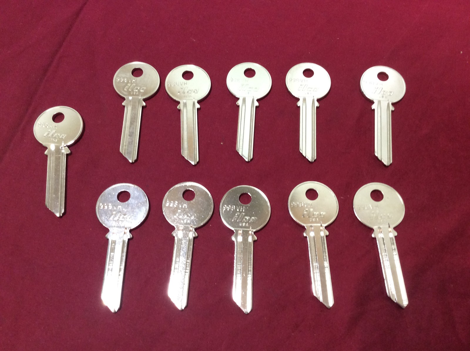 Yale by Ilco VH Keyway, 6 Pin Key Blanks, Set of 11- Locksmith