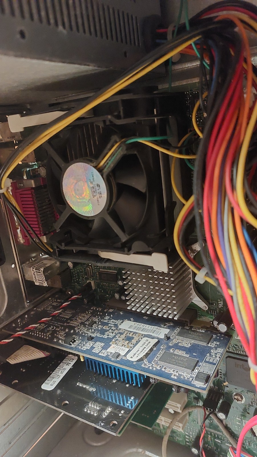 OLIVETTI PENTIUM 4 RETRO VINTAGE PC