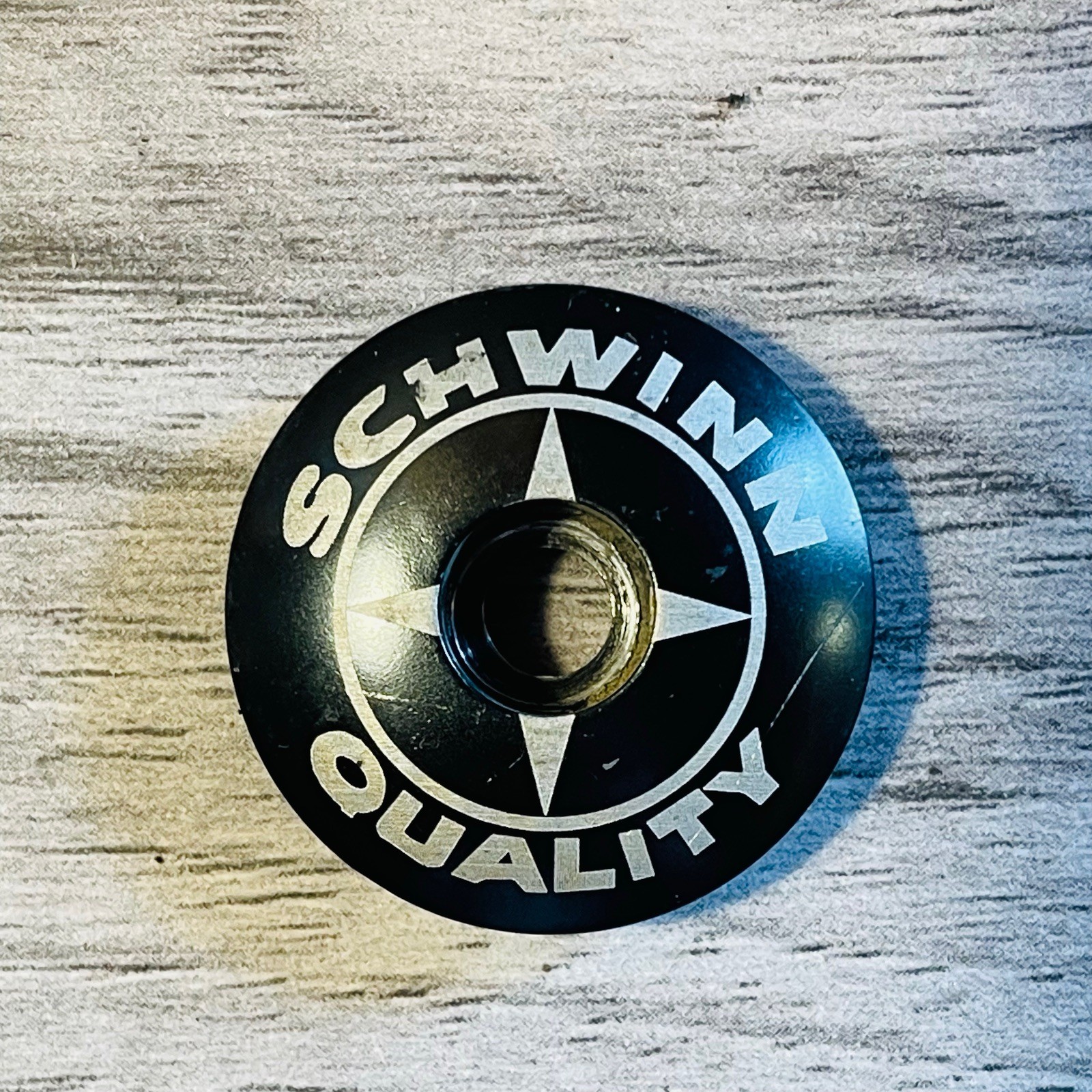 Schwinn Quality 1 1/8 Threadless Top Cap Black Aluminum 