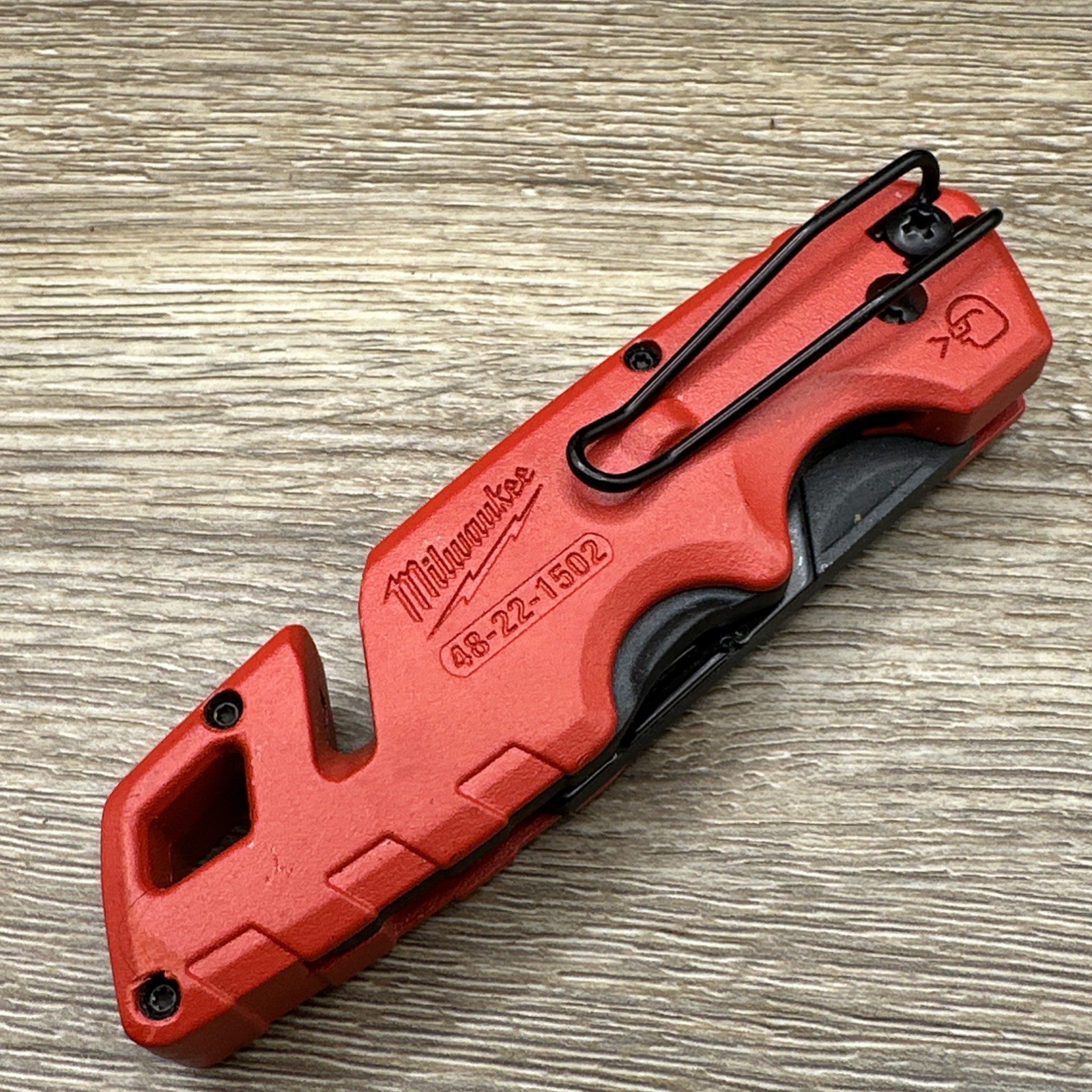 Milwaukee 48-22-1502 Utility Knife - Red