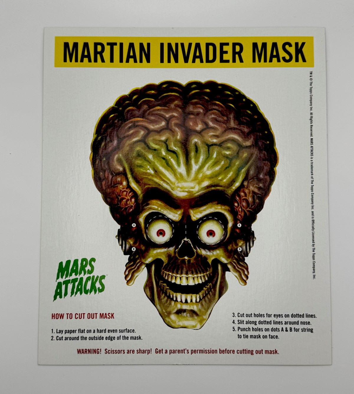 2023 SideKick Labs MARS ATTACKS Cardboard Cut Out Martian Invader Mask
