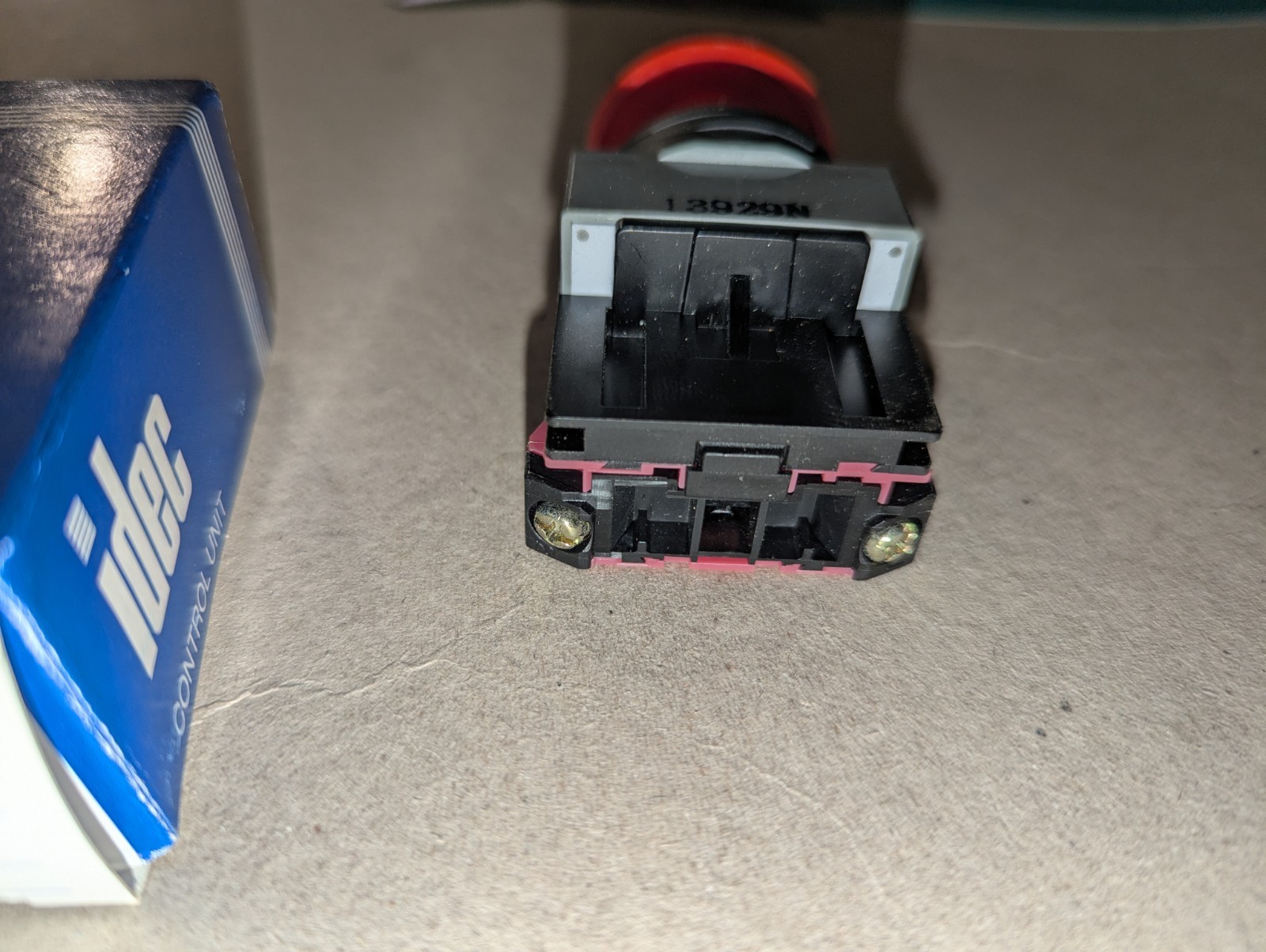 NEW GENUINE IDEC AVS301NR CONTROL UNIT