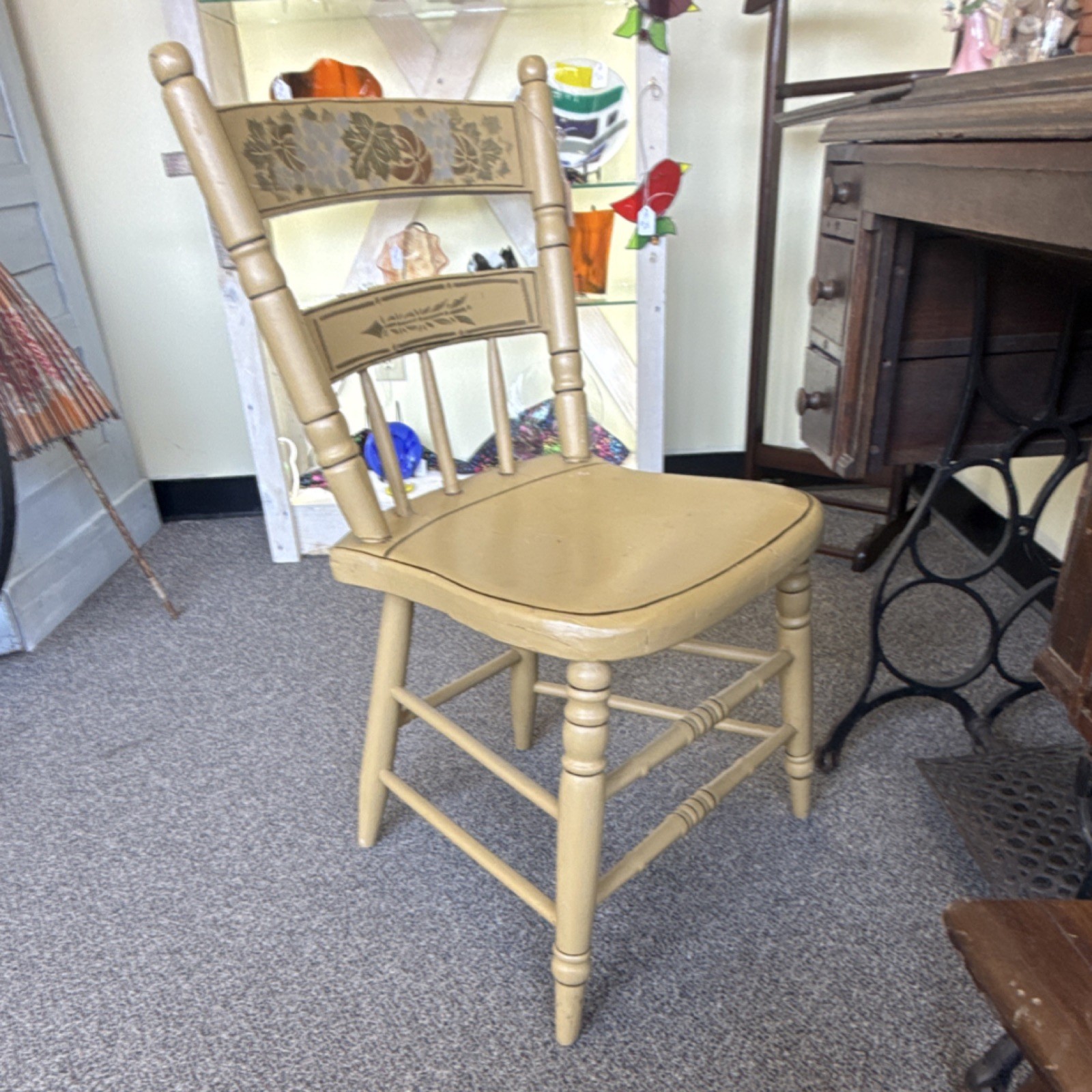 Antique  Beige Wooden Dining Chair Floral Painted Floral & Garden Theme