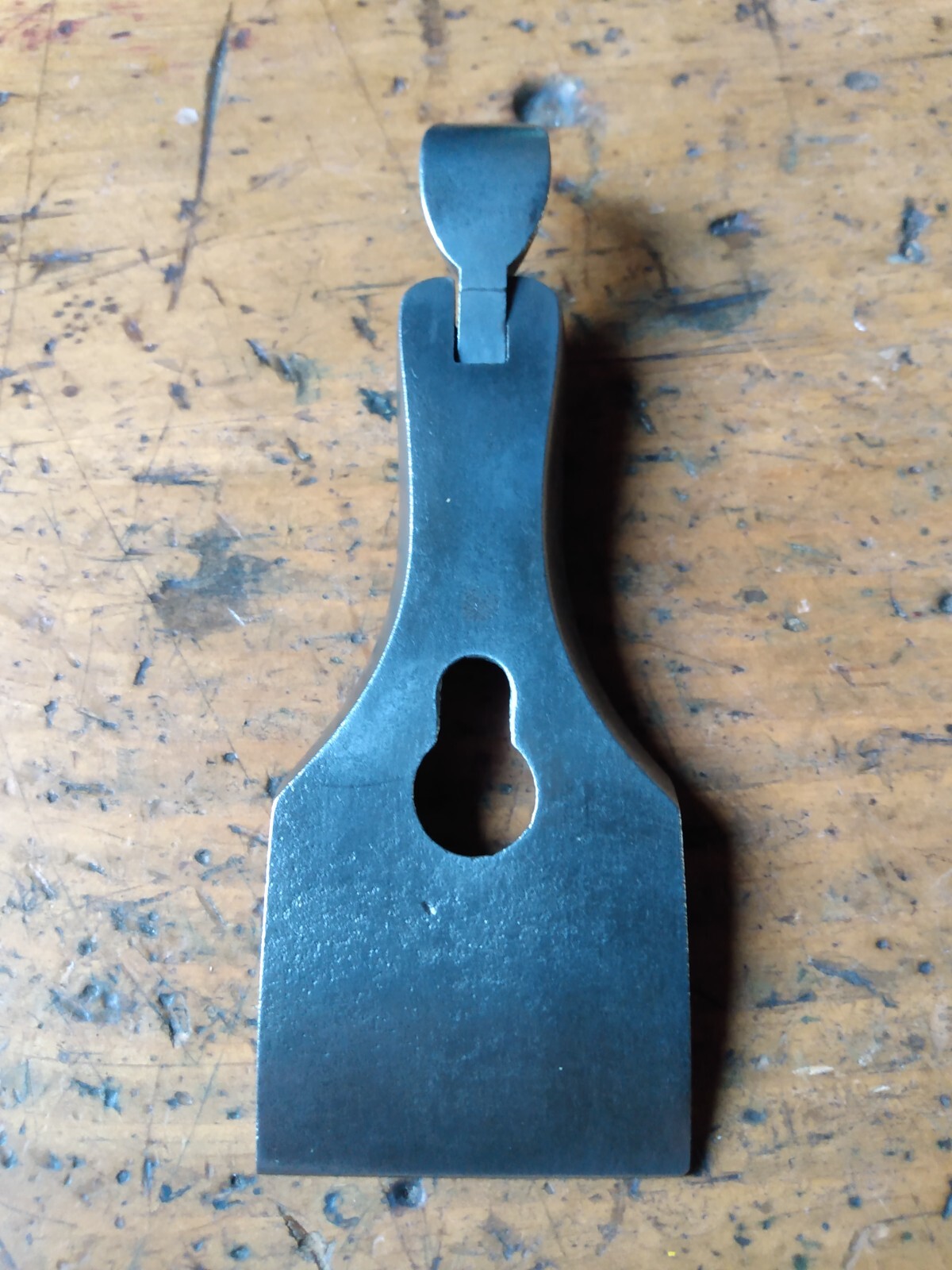 STANLEY  KEYHOLE  1-3/4" lever cap,  FOR #3 SIZE PLANES.  READ FULL DESCRIPTION.