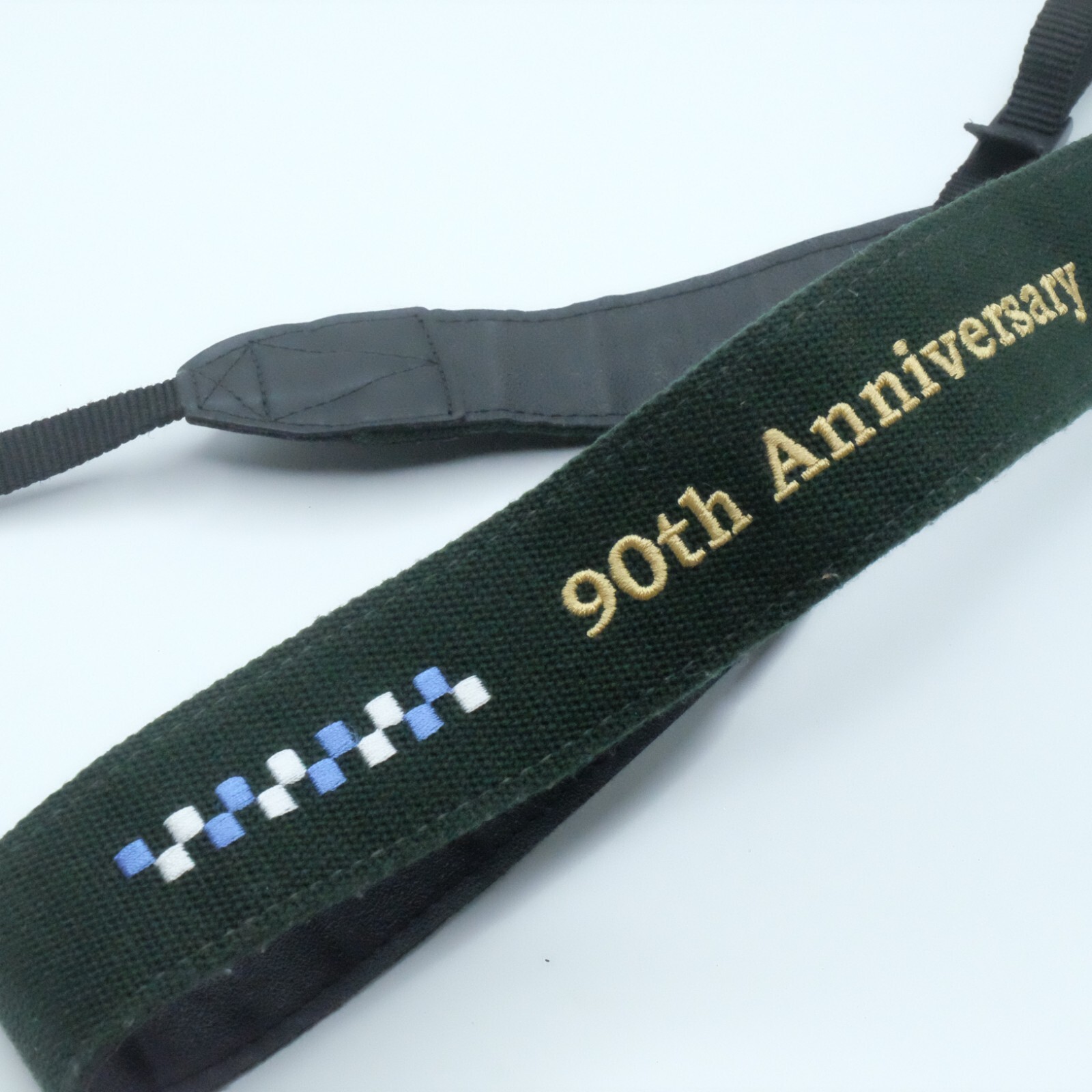 OLYMPUS 90th Anniversary Neck Strap Green x Gold