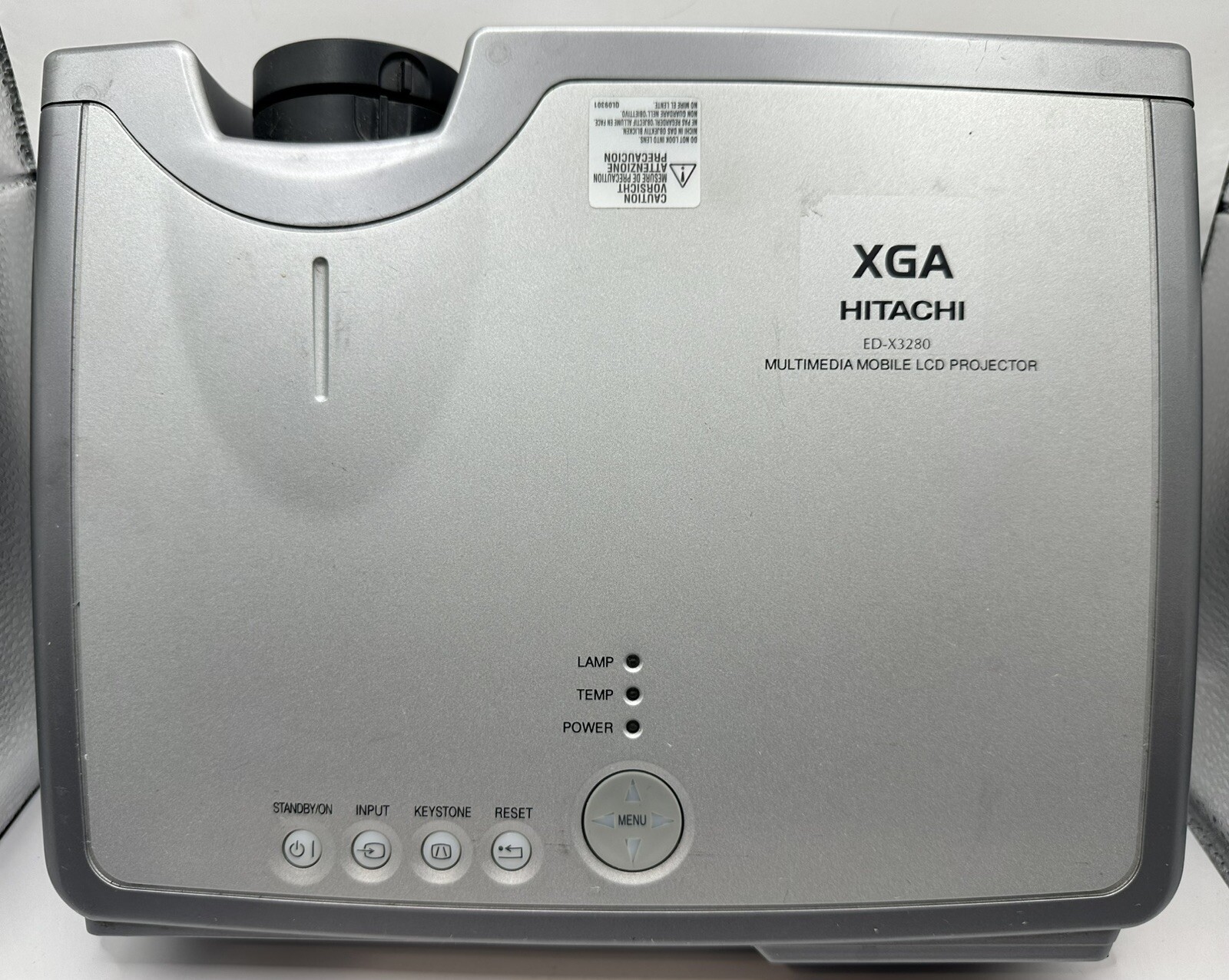 Hitachi XGA Multimedia Mobile LCD Projector ED-X3280 Tested!