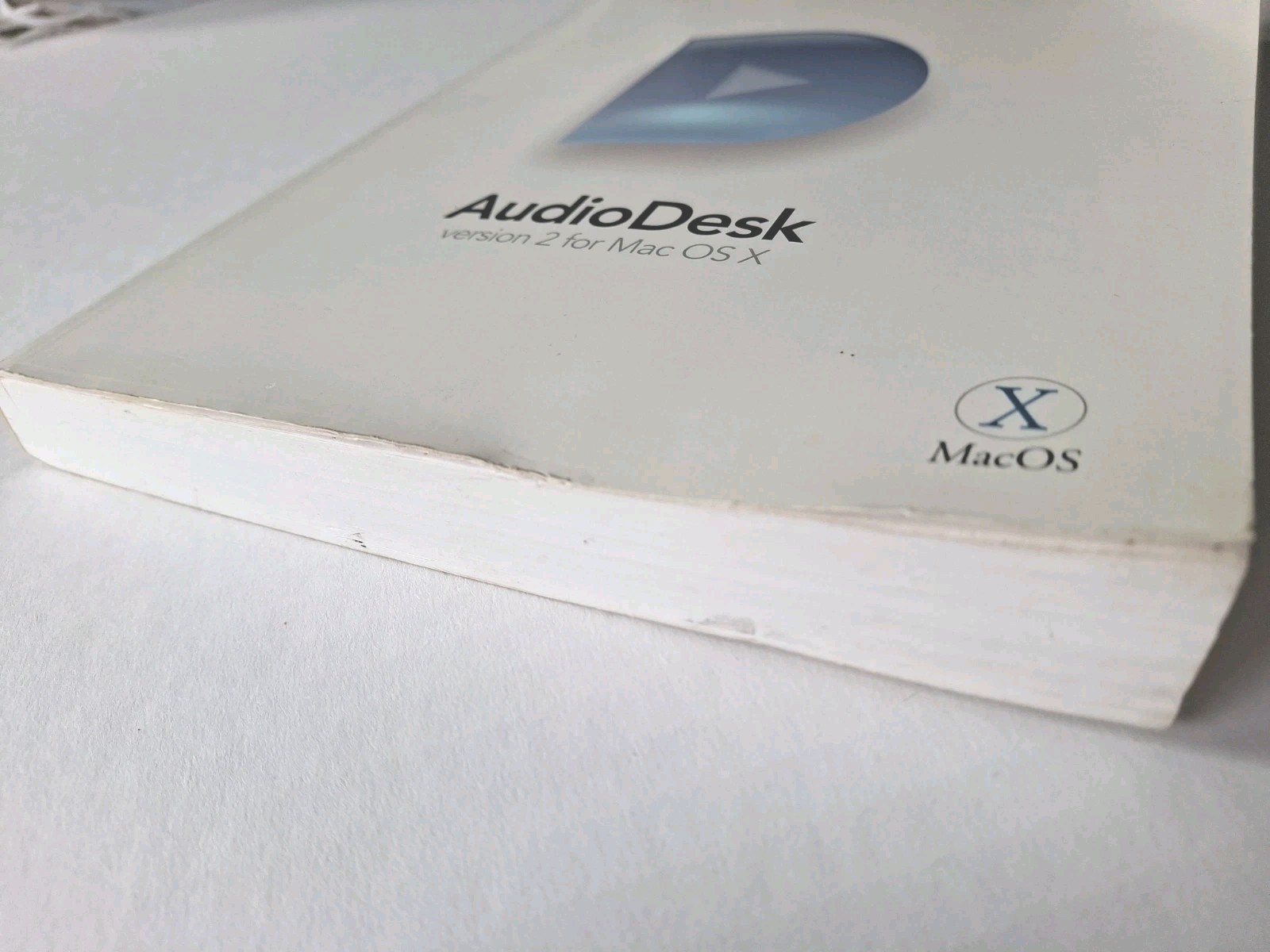 Audio Desk Version 2 for Mac OS X Motu User Guide Paperback Book