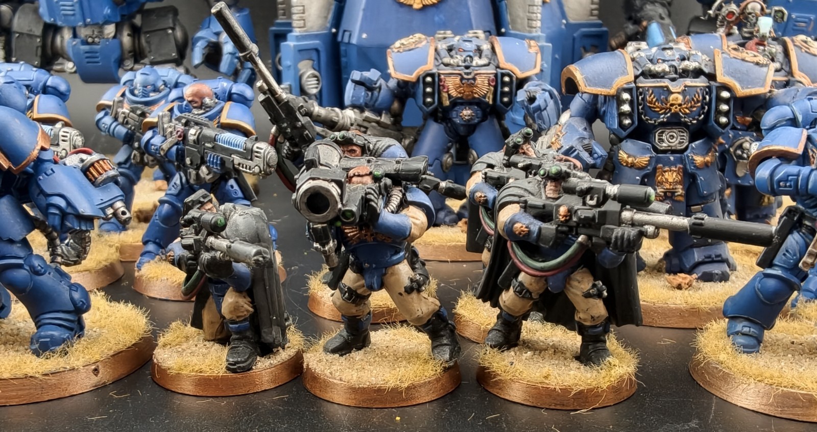 BATTLE READY! Warhammer 40K Ultramarines Space Marines Army