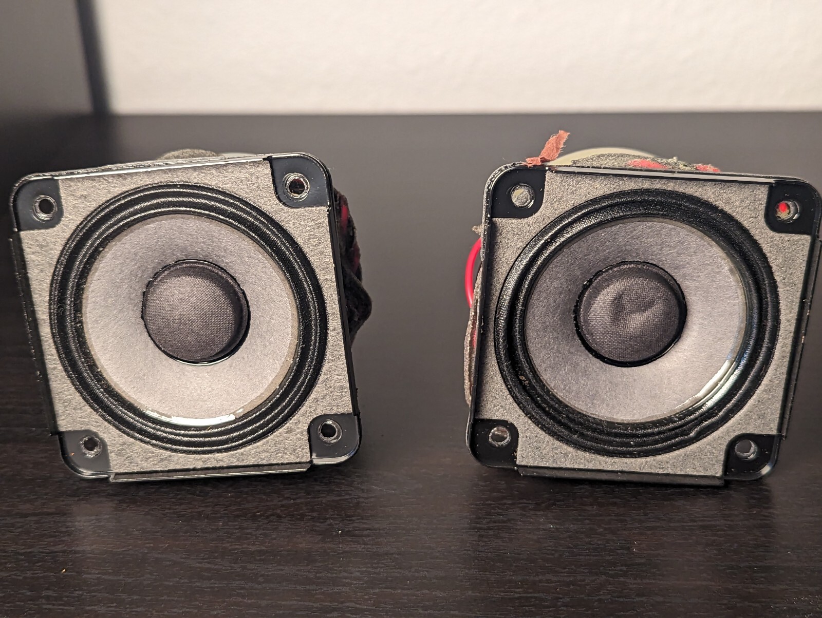 BOSE speakers for parts - As Is Untested - 273488001