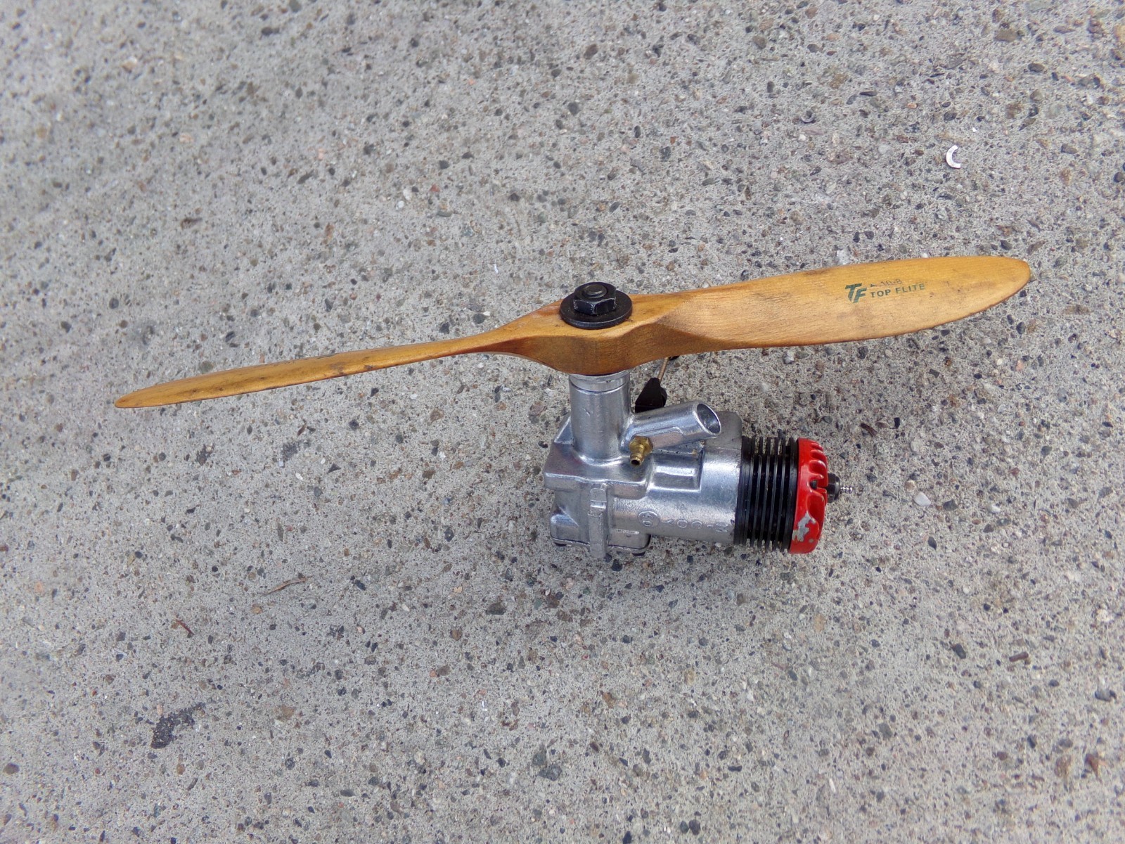 Airplane Engine Model McCoy .40 Red Head Vintage