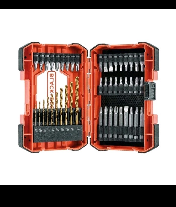 BLACK+DECKER 46 Piece Drill Bit / Screwdriver Bit Set - Screwdriving Drilling