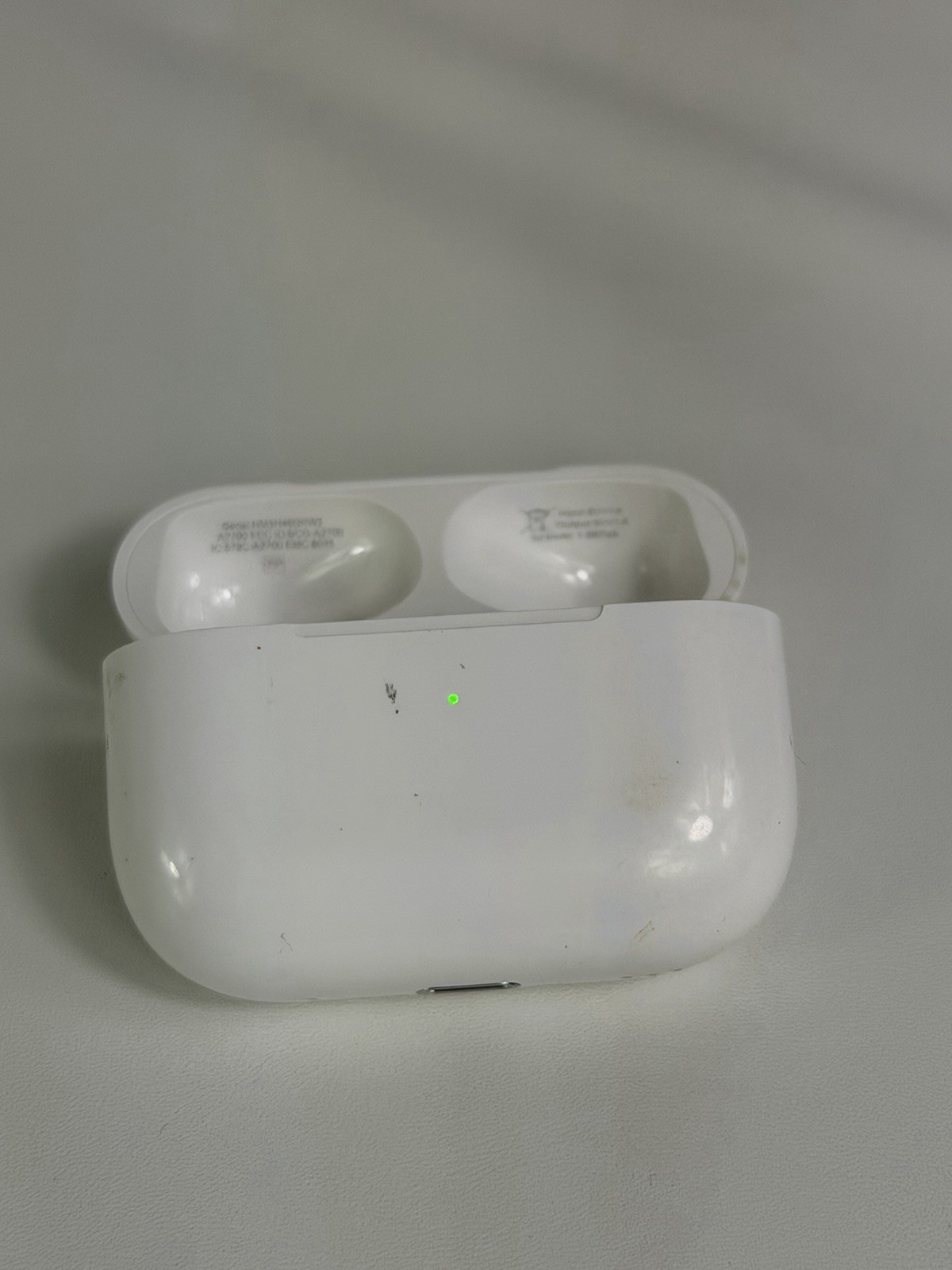 Apple AirPods Pro 2nd Gen Lightning Replacement Case Only A2700