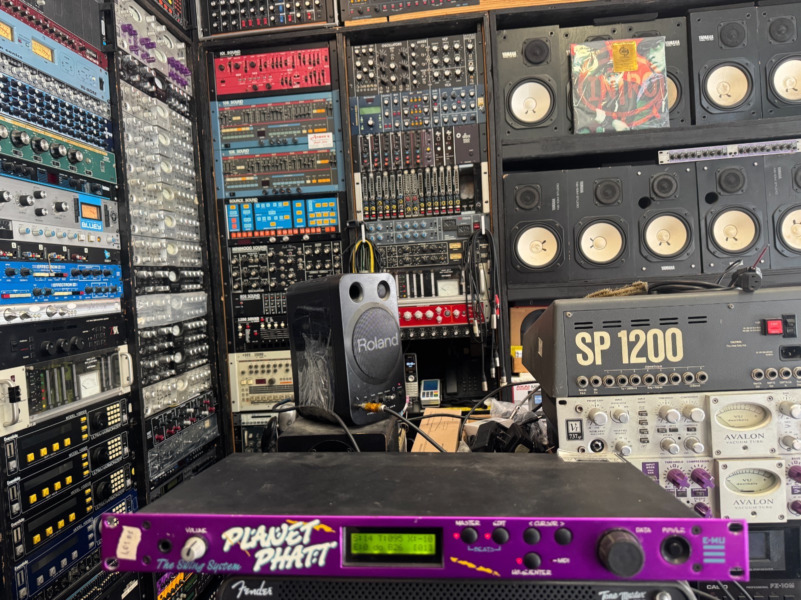 E-MU Systems Planet Phatt Sound Module Rack 32-Voice Synthesizer   ARMENS