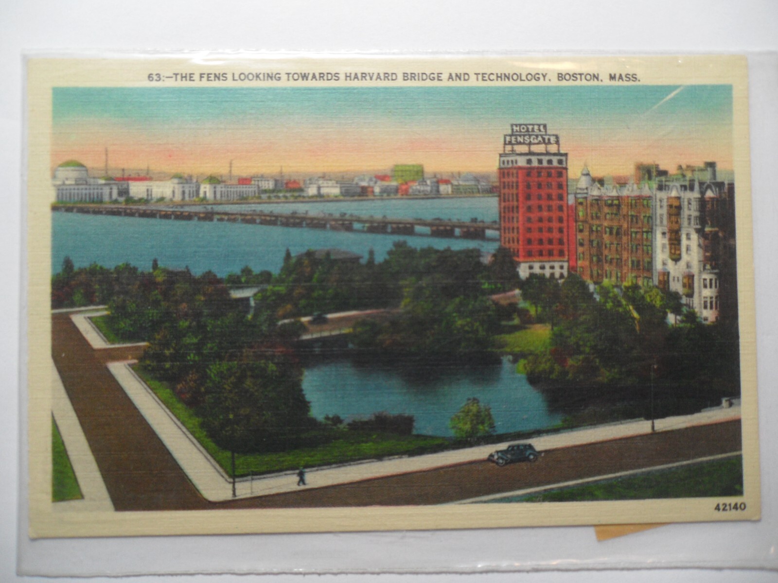 STAMPMART : USA TOWARDS HARVARD BRIDGE BOSTON MASSACHUSETTS UNUSED POSTCARD