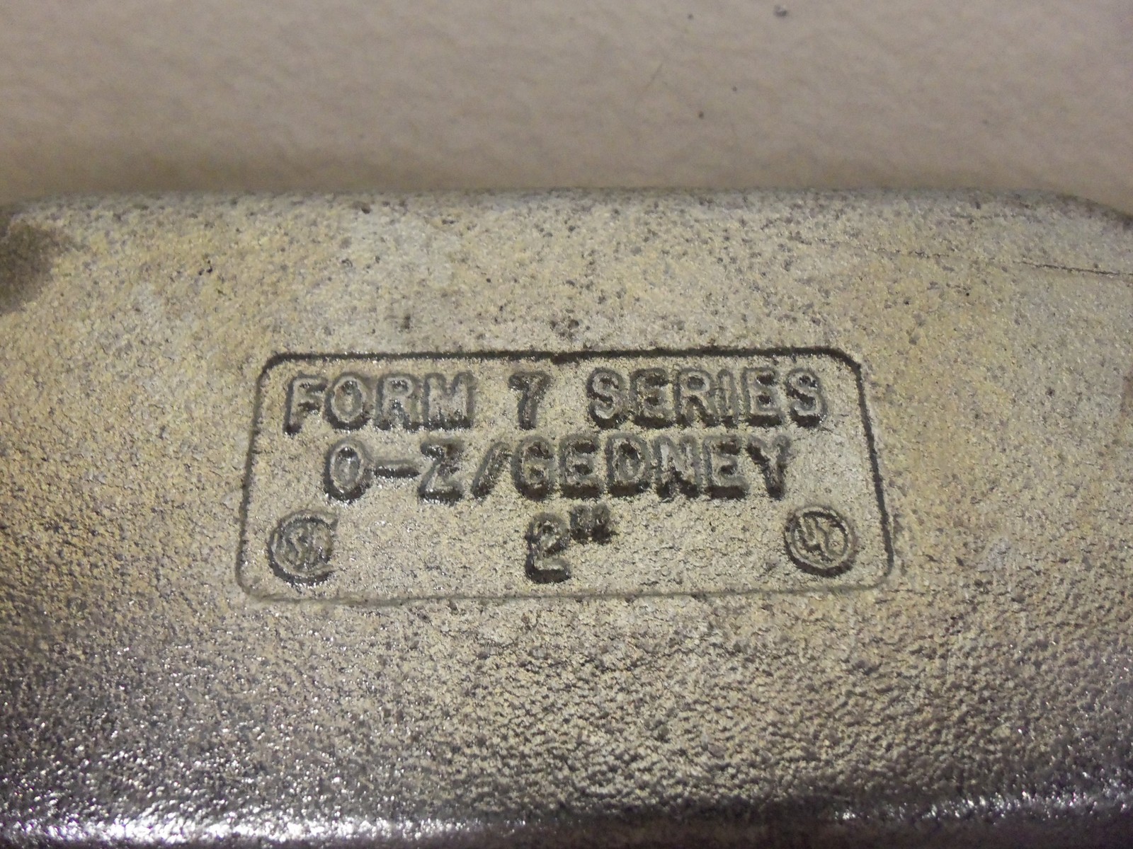 NEW OZ GEDNDEY 670 CONDUIT BODY COVER 2" FORM 7 SERIES 1 PER BUY
