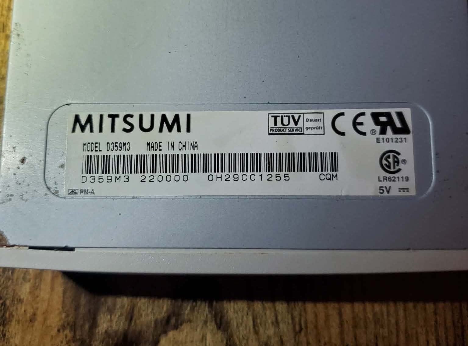 One 3.5" Internal Floppy Drive for AKAI MPC2000 MPC2000XL