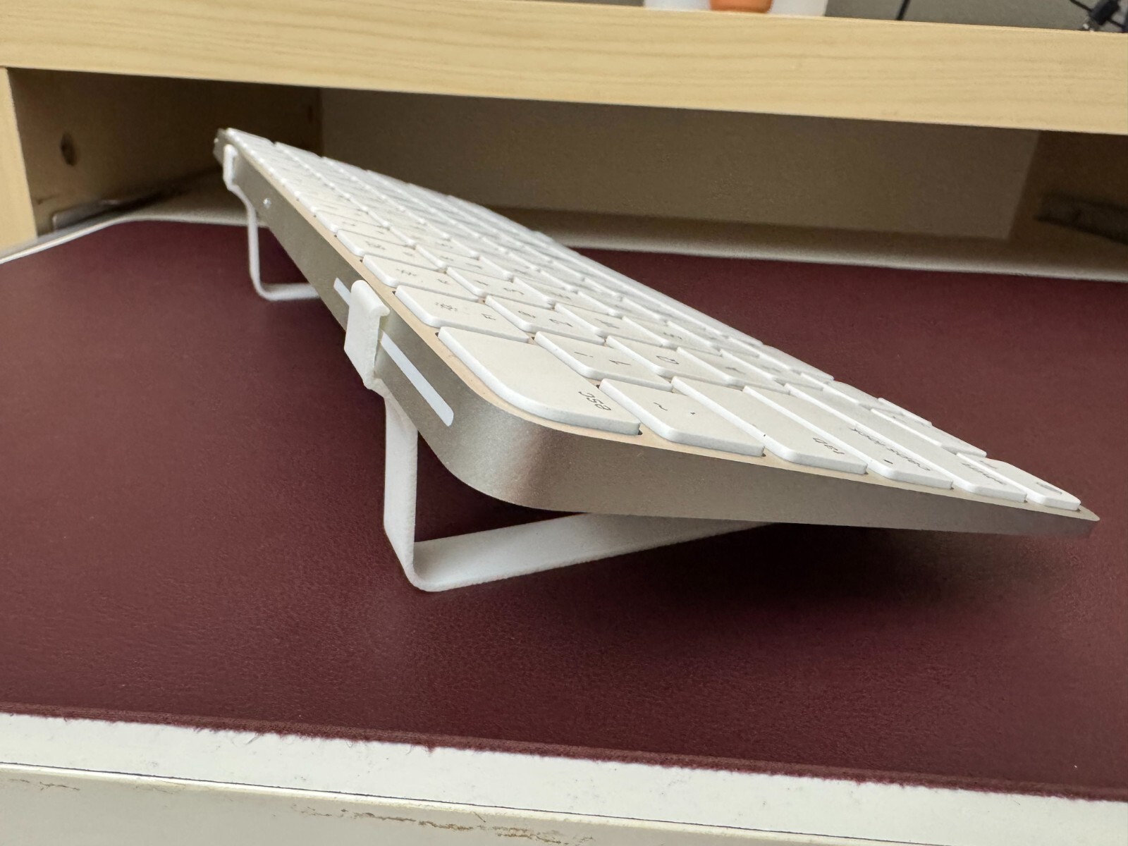 Apple Magic Keyboard Stand Keyboard Riser - Minimalistic Invisible White Stand