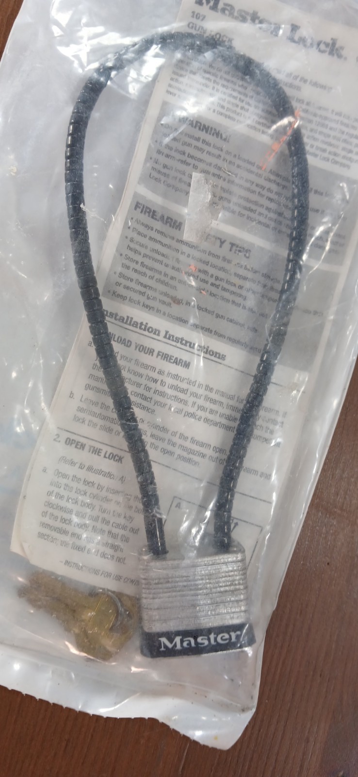 Master Lock 107 Gun Lock Cable Lock New, Safety Pad Lock NEW in Package