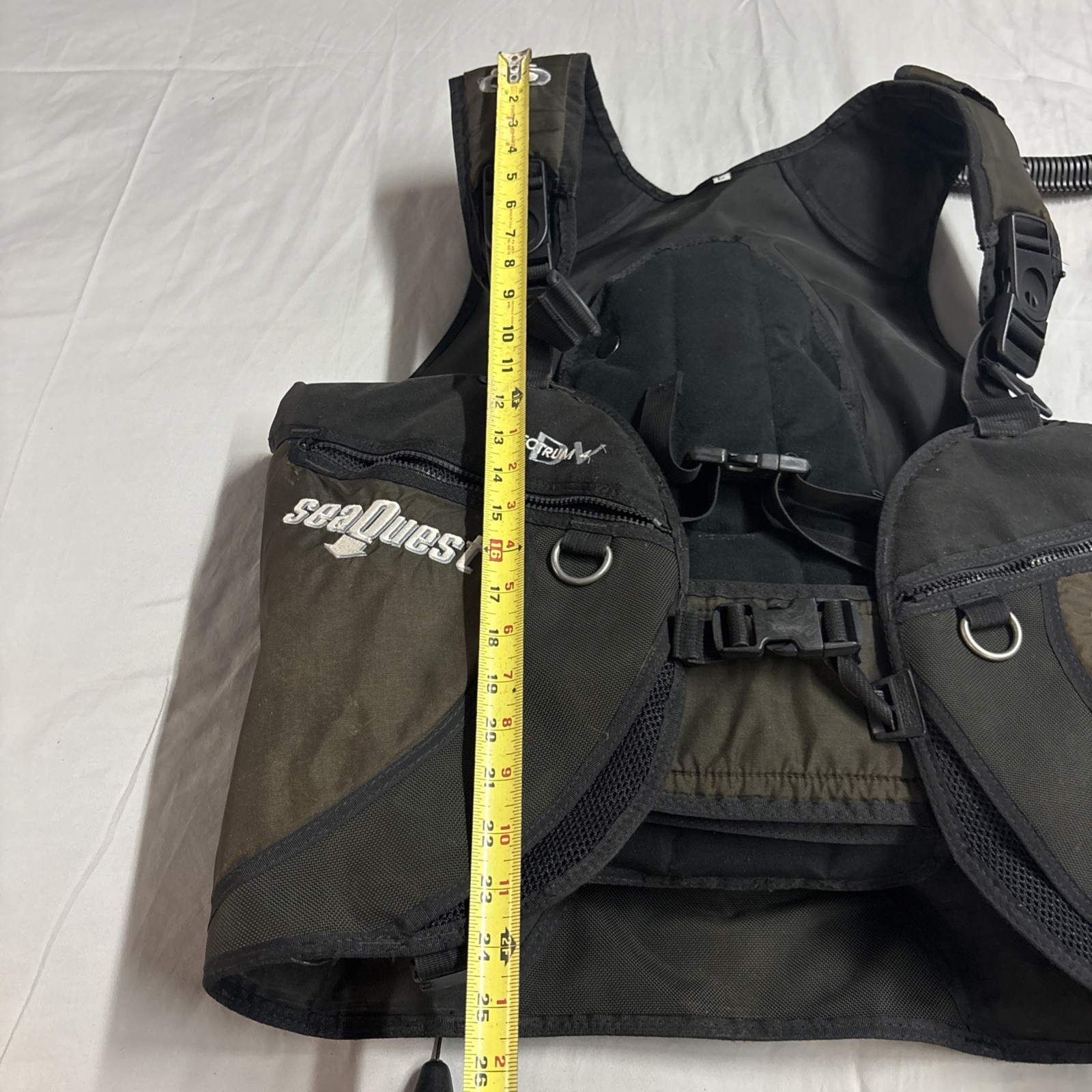 SeaQuest Spectrum ADV Size Large - Model 343404