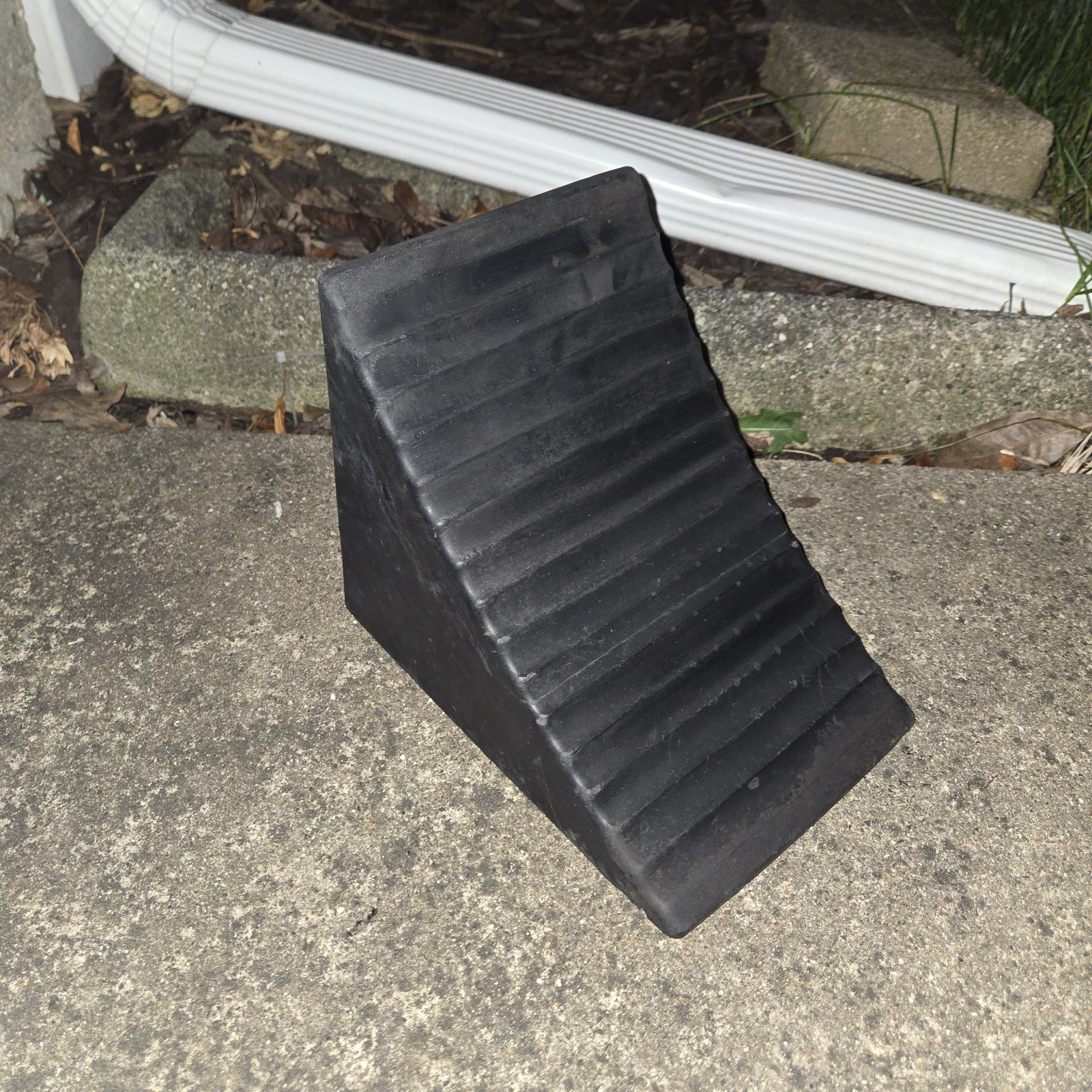 Rubber Wheel Chock Large