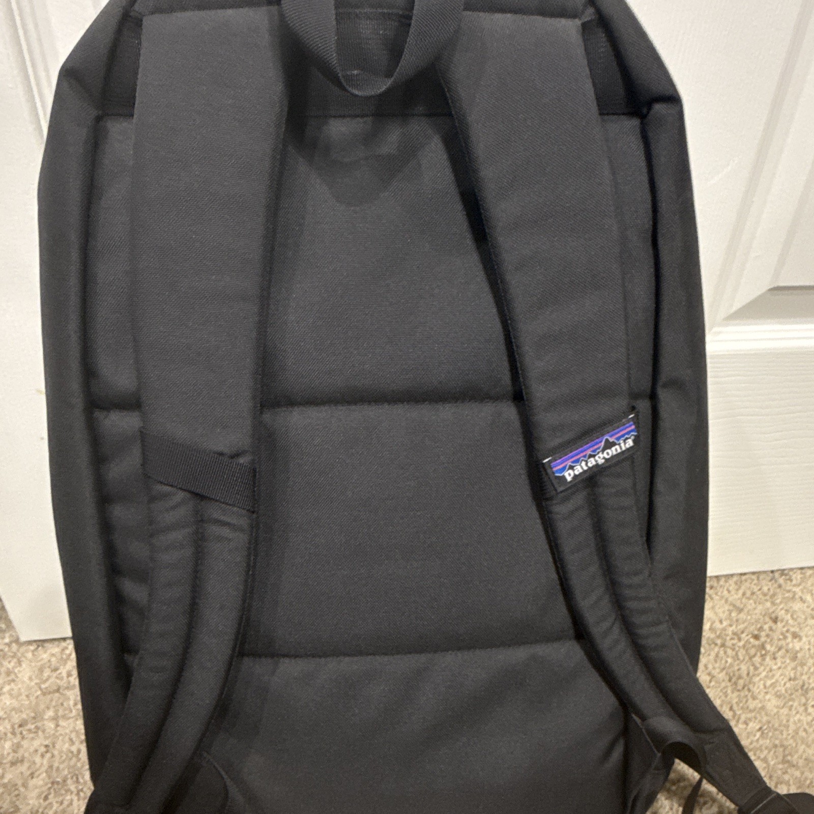 Patagonia Arbor Daypack Backpack Black Zip Closure Front Zipper Pocket Logo