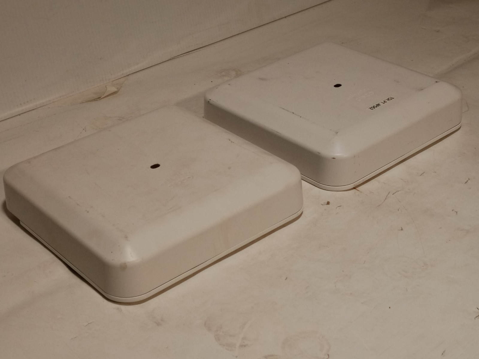 (2) Cisco AIR-AP28021-B-K9 Aironet 802.11ac Dual Band Wireless Access Points