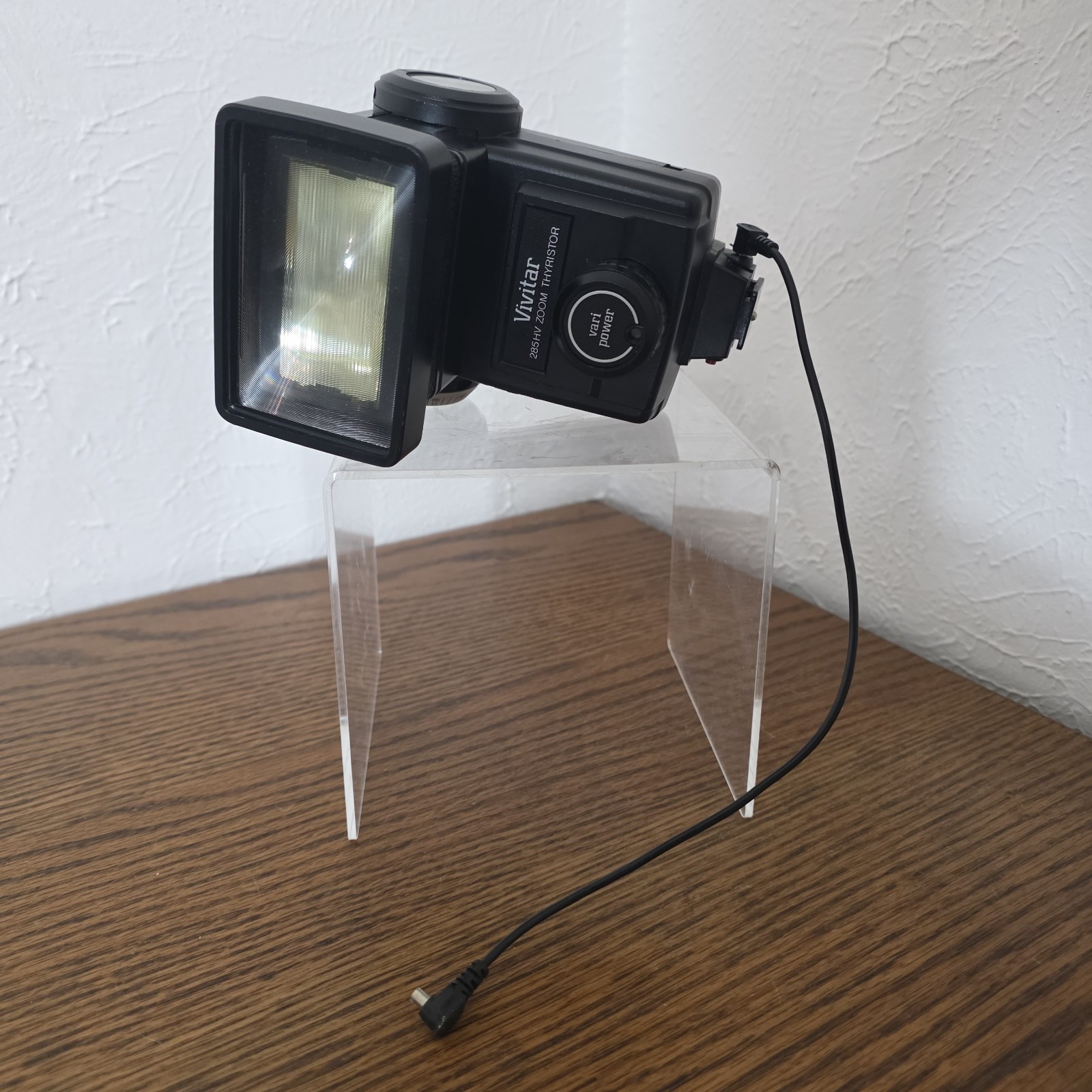 Vivitar 285HV Zoom Thyristor Shoe Mount Flash w/ Opteka Diffuser