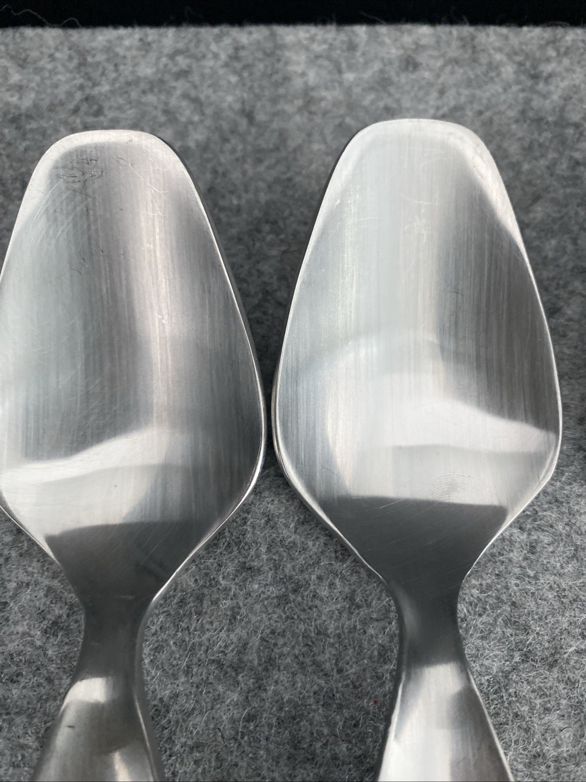 4 Retroneu 18/10 Stainless SILHOUETTE Flatware Dinner Spoon Flatware