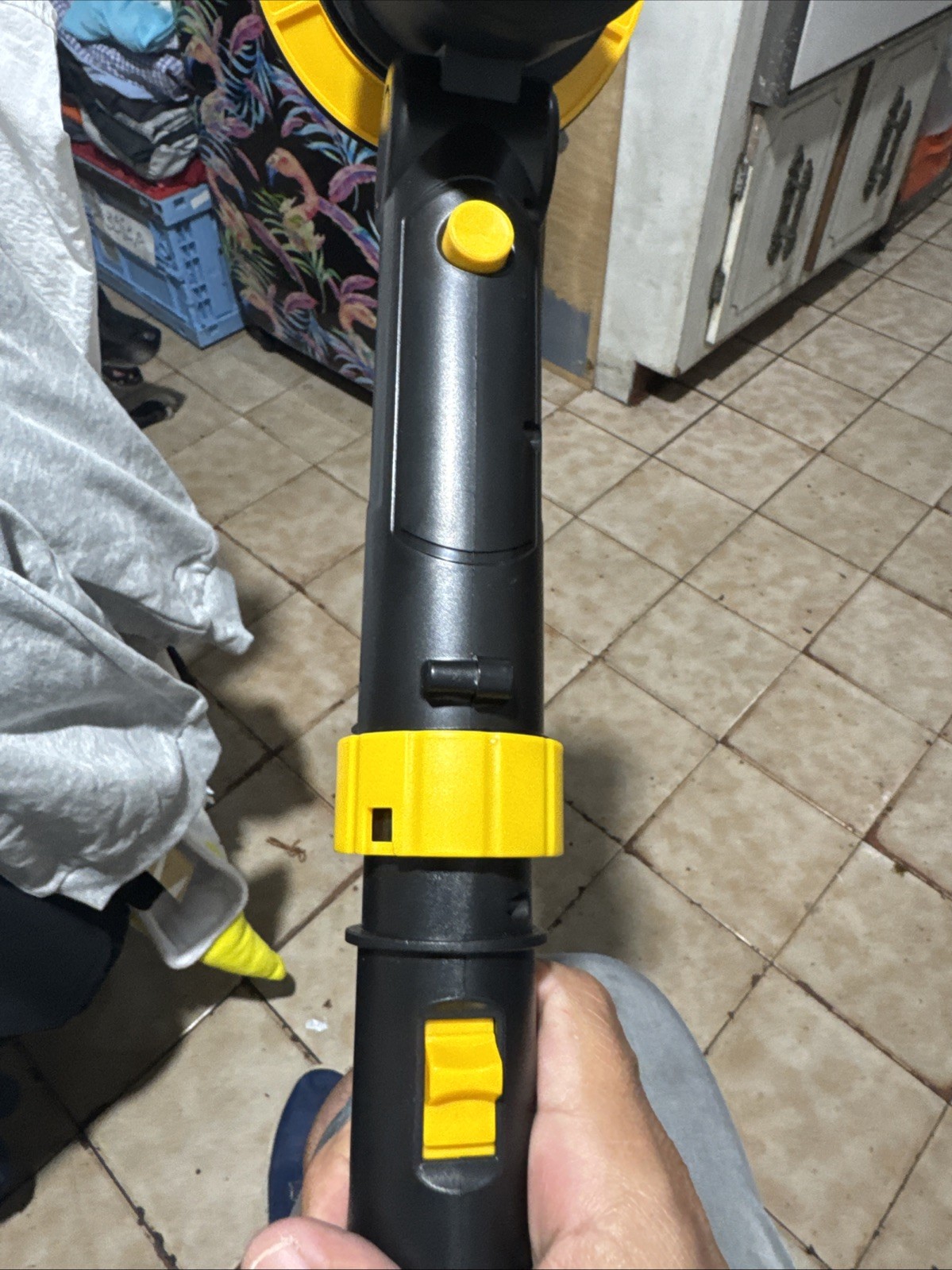 Cordless Ice Scraper