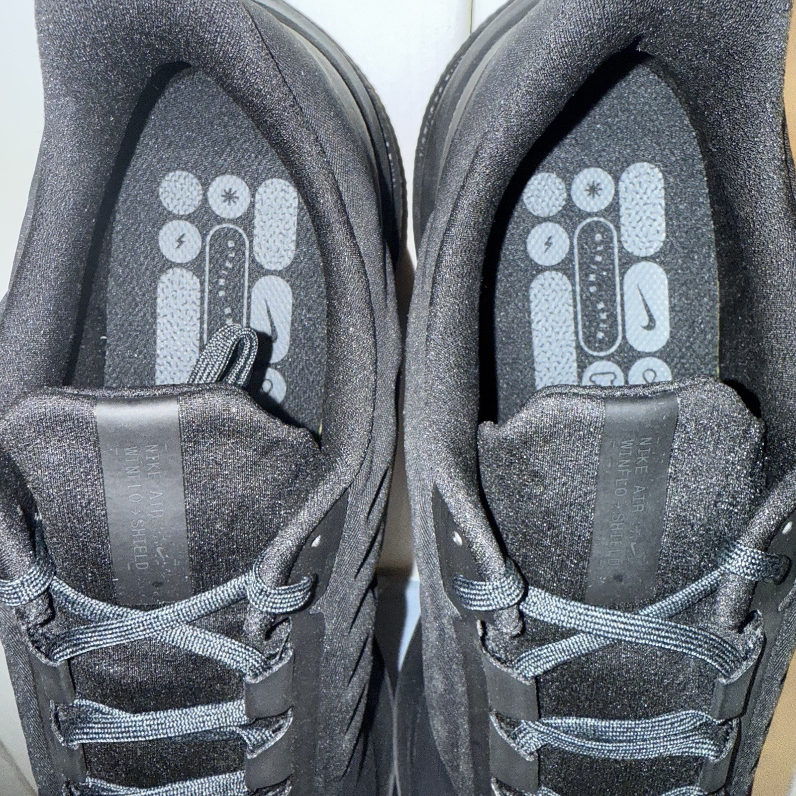 Nike Air Winflo 9 Shield 'Triple Black' DM1106-007 Men's Shoes Size 13