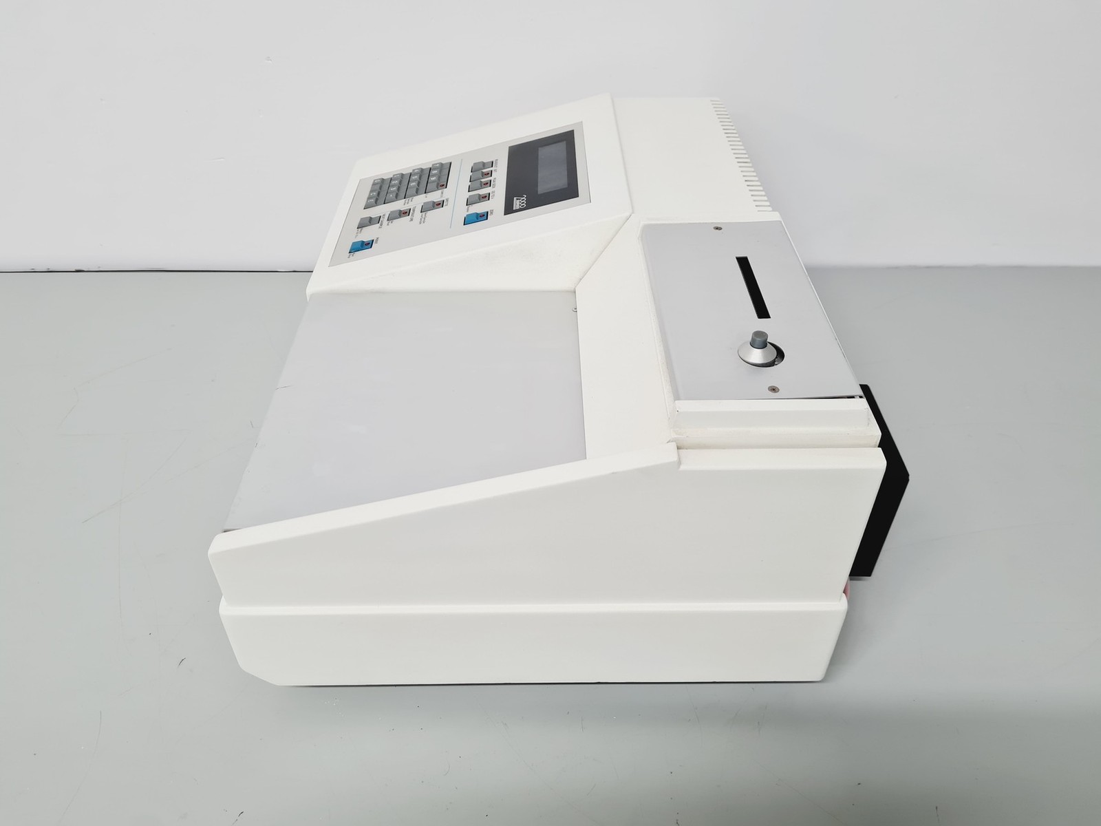 CECIL CE 2030 Spectrometer Lab