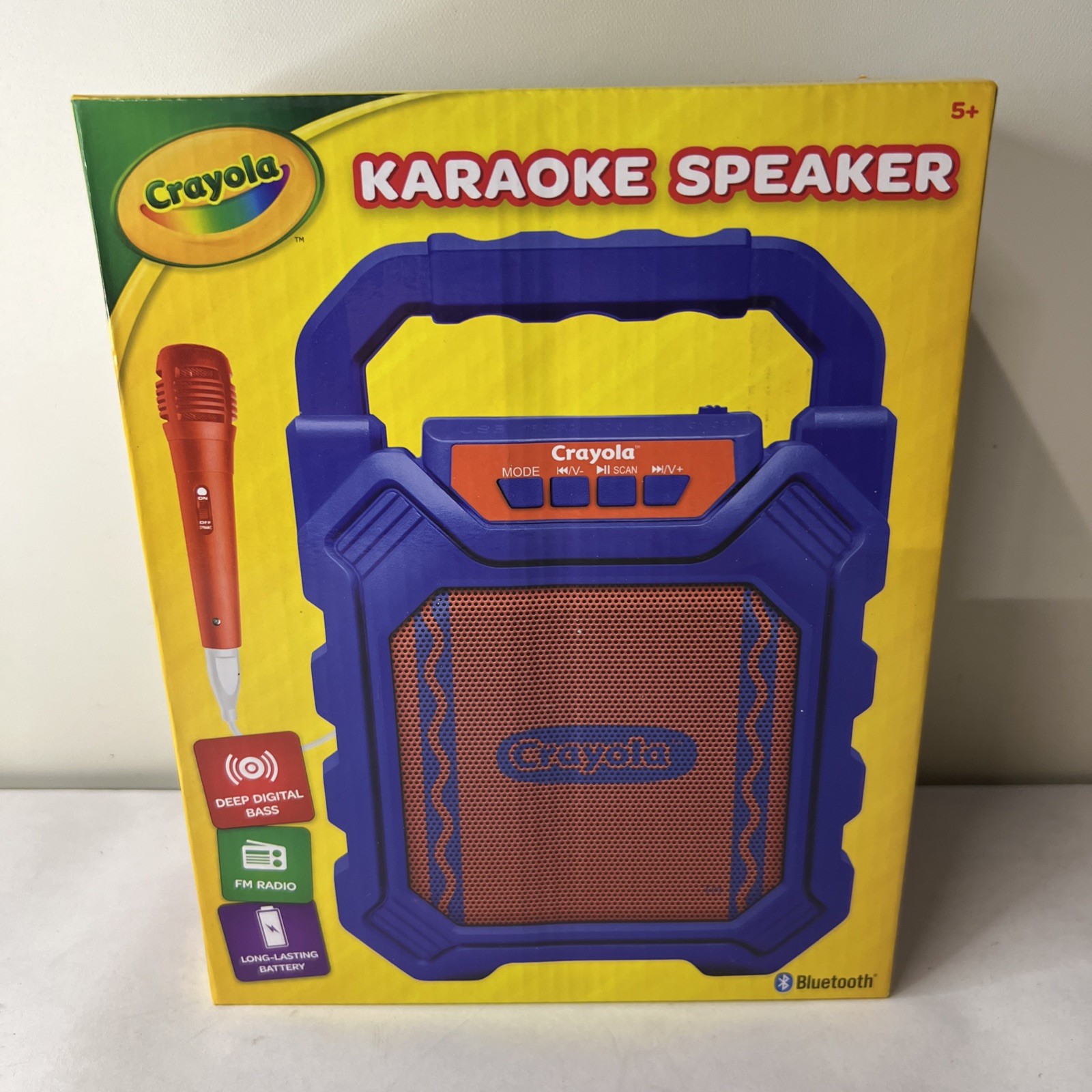 Crayola Karaoke Speaker and Microphone with Bluetooth and FM Radio New In Box