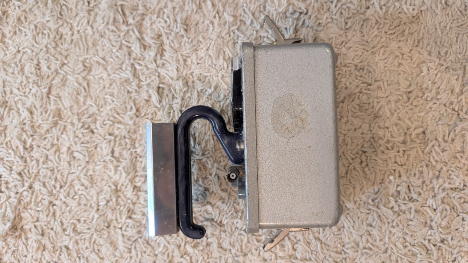 Eberline E-120 GM Survey Meter Tested and needs battery terminals (corroded)