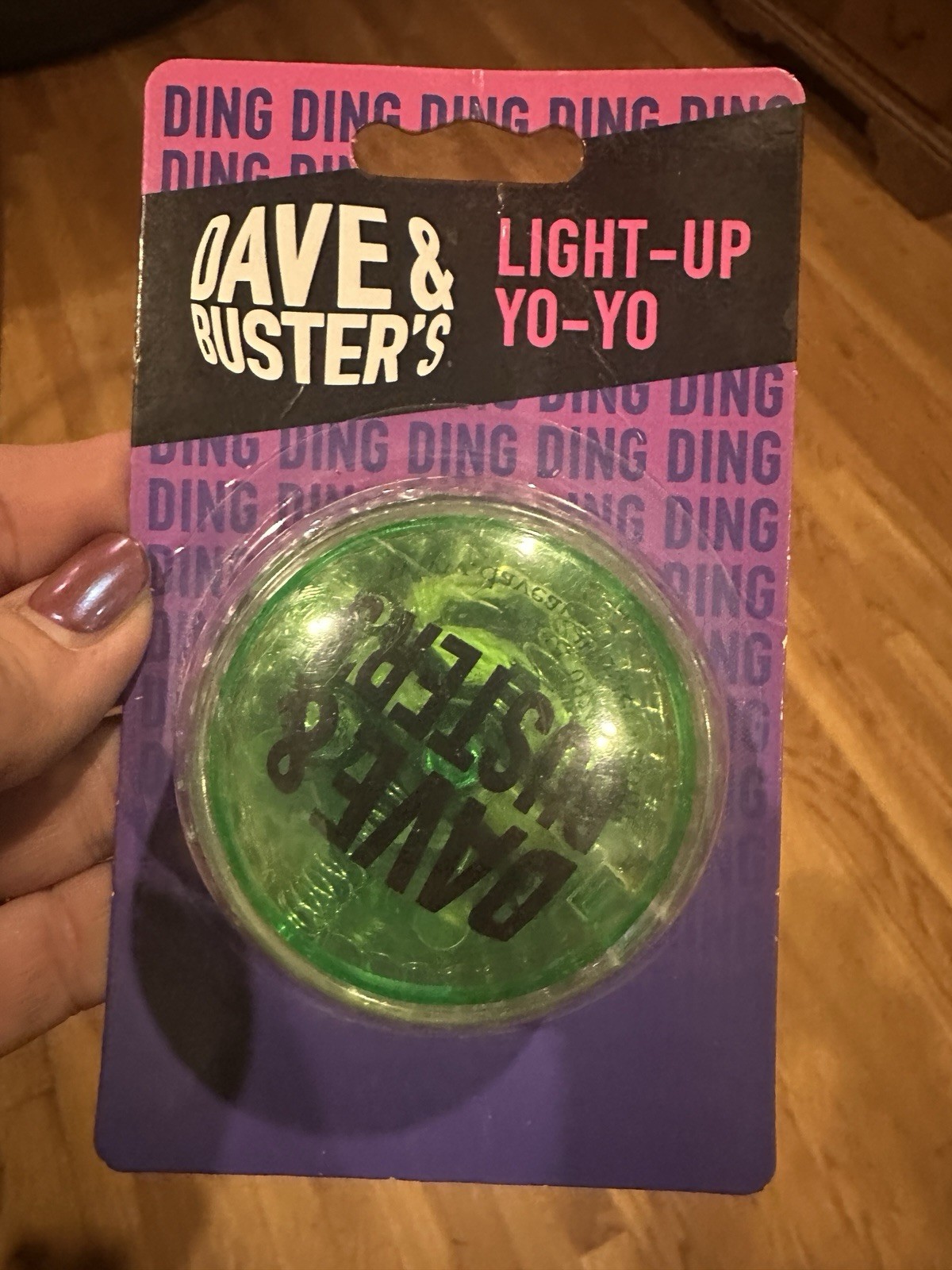 Dave & Buster's Light-Up Green Yo-Yo - NEW IN ORIGINAL PACKAGING Includes Batter