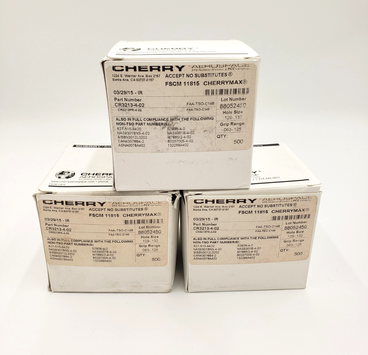 New Lot of 1,400 CherryMAX CR3213-4-02 Universal Head Blind Rivet Fasteners