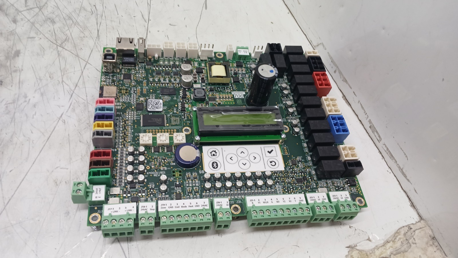 Trane 6400311801 Symbio 700 Control Board *Faulty* FOR PARTS *SOLD AS IS*