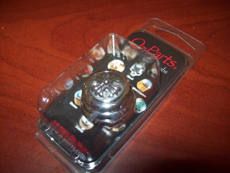 NEW - Q-Parts Ringo Knob - CROSS ON CHROME, KCR-0609