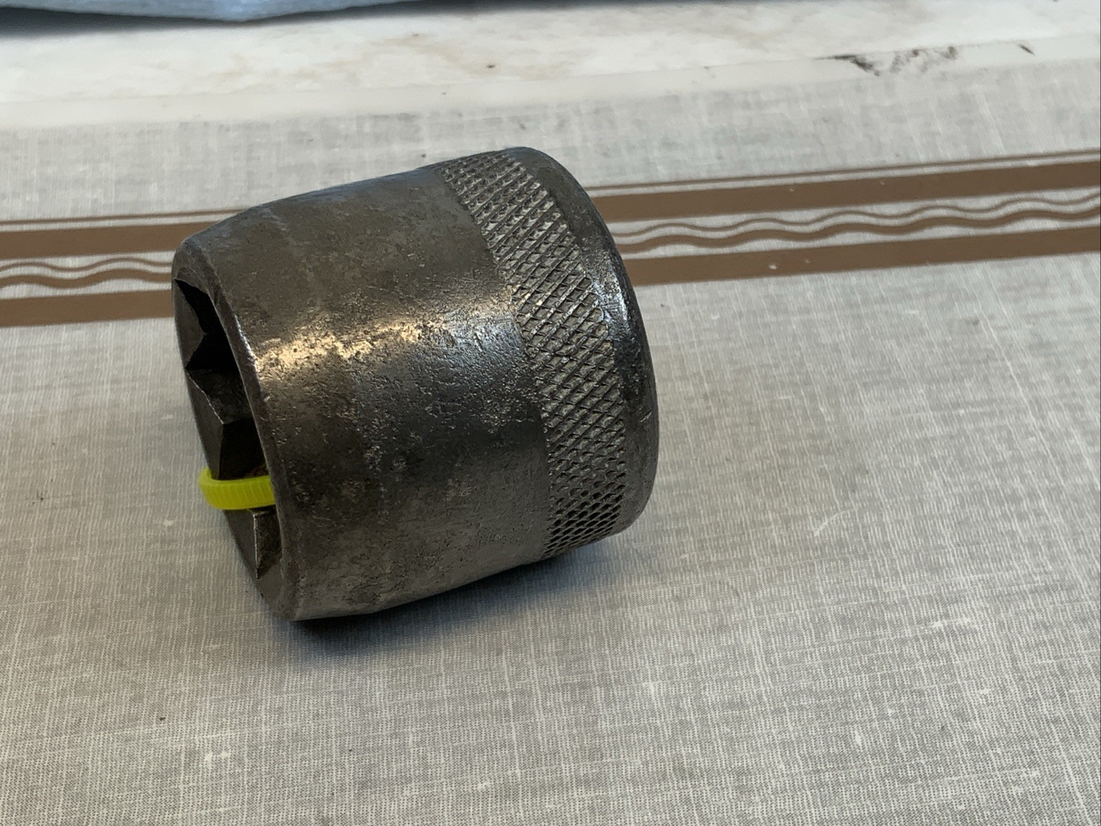 Unbranded 1/2 Drive 3/4in. 8-point SAE Socket - Yellow