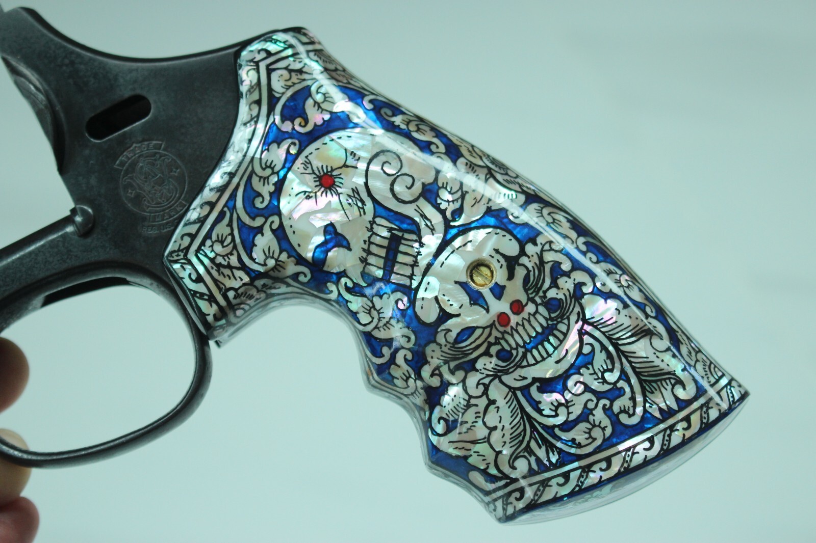 MOTHER OF PEARL GRIPS FOR S&W K, L FRAME SQ/RD BUTT BLUE SKULL ART VITOONMAKERS