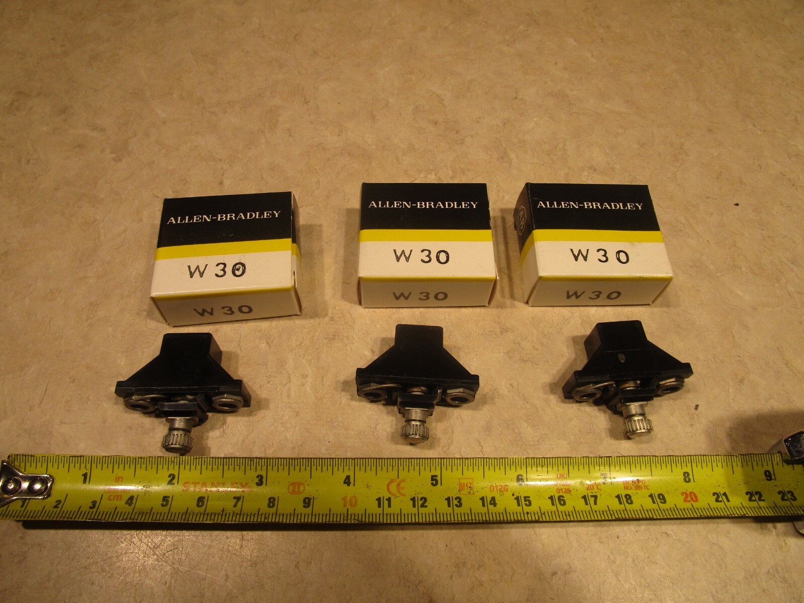 LOT OF 3 ALLEN BRADLEY W30 OVERLOAD RELAY THERMAL UNITS, N0116