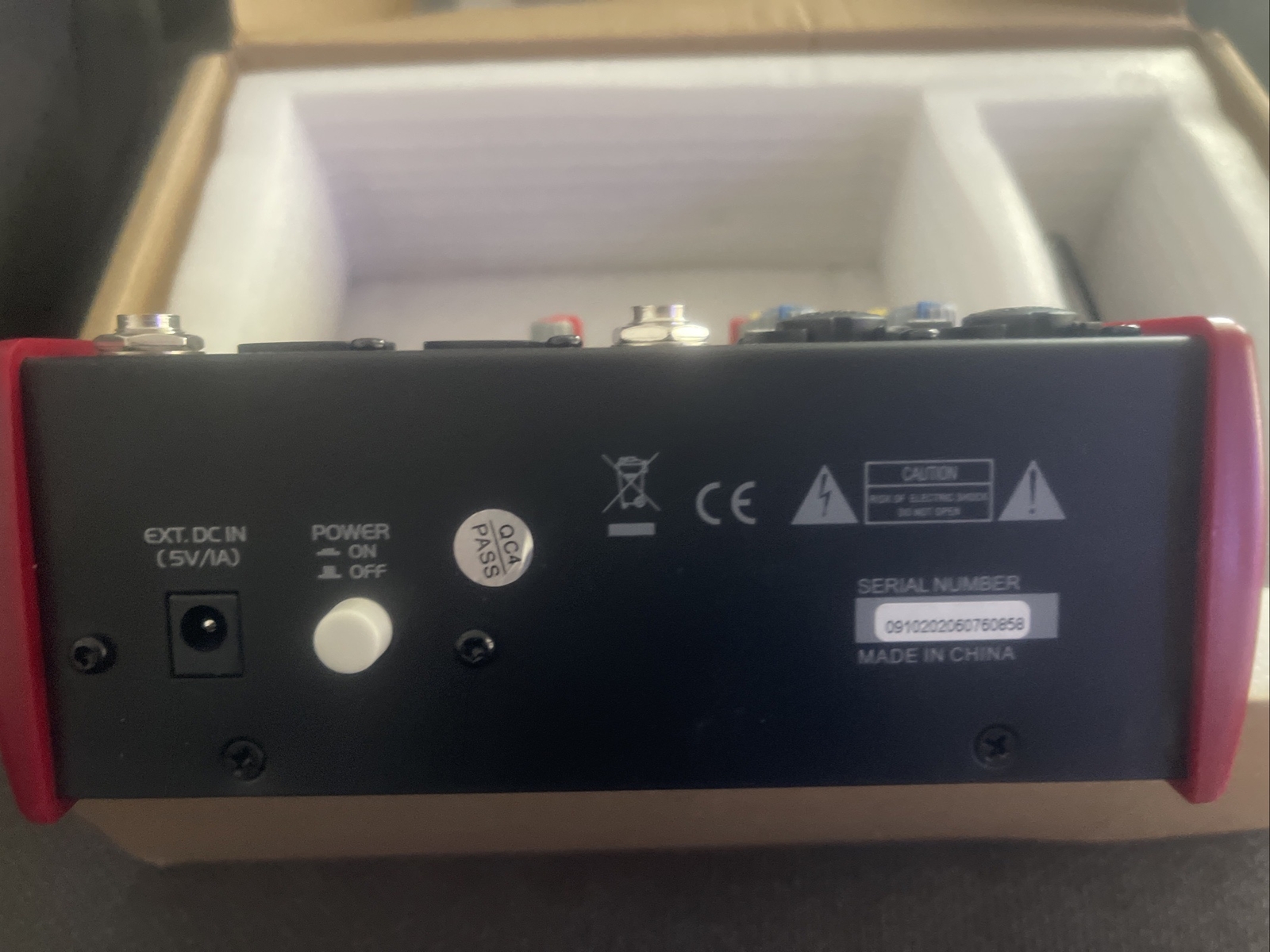 PYLEPRO 4 Ch. Wireless Bluetooth DJ Pro Audio BT Studio Mixer PMXU48BT.5