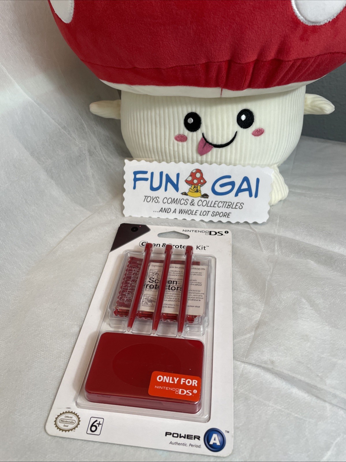 Nintendo DS - Clean & Protect Kit, Red,  For Nintendo DSi
