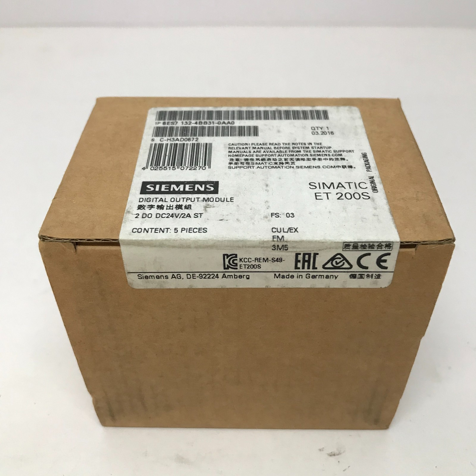 Siemens Digital Output Module 6ES7132-4BB31-0AA0 - Factory Sealed
