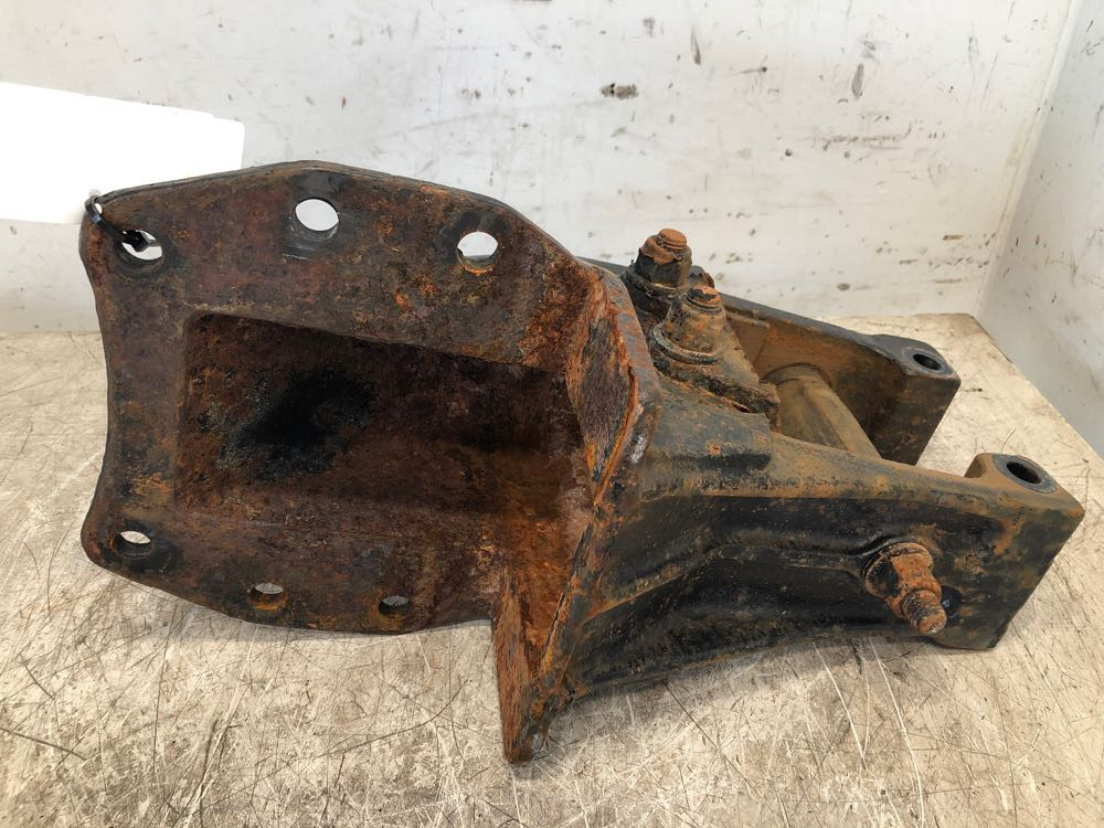 1999 Peterbilt 379 Suspension Bracket (641-11653)