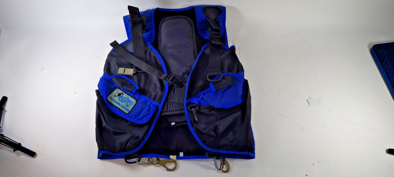 SeaPro BCD Buoyancy Compensator Vest Black Blue Medium Scuba Diving BC