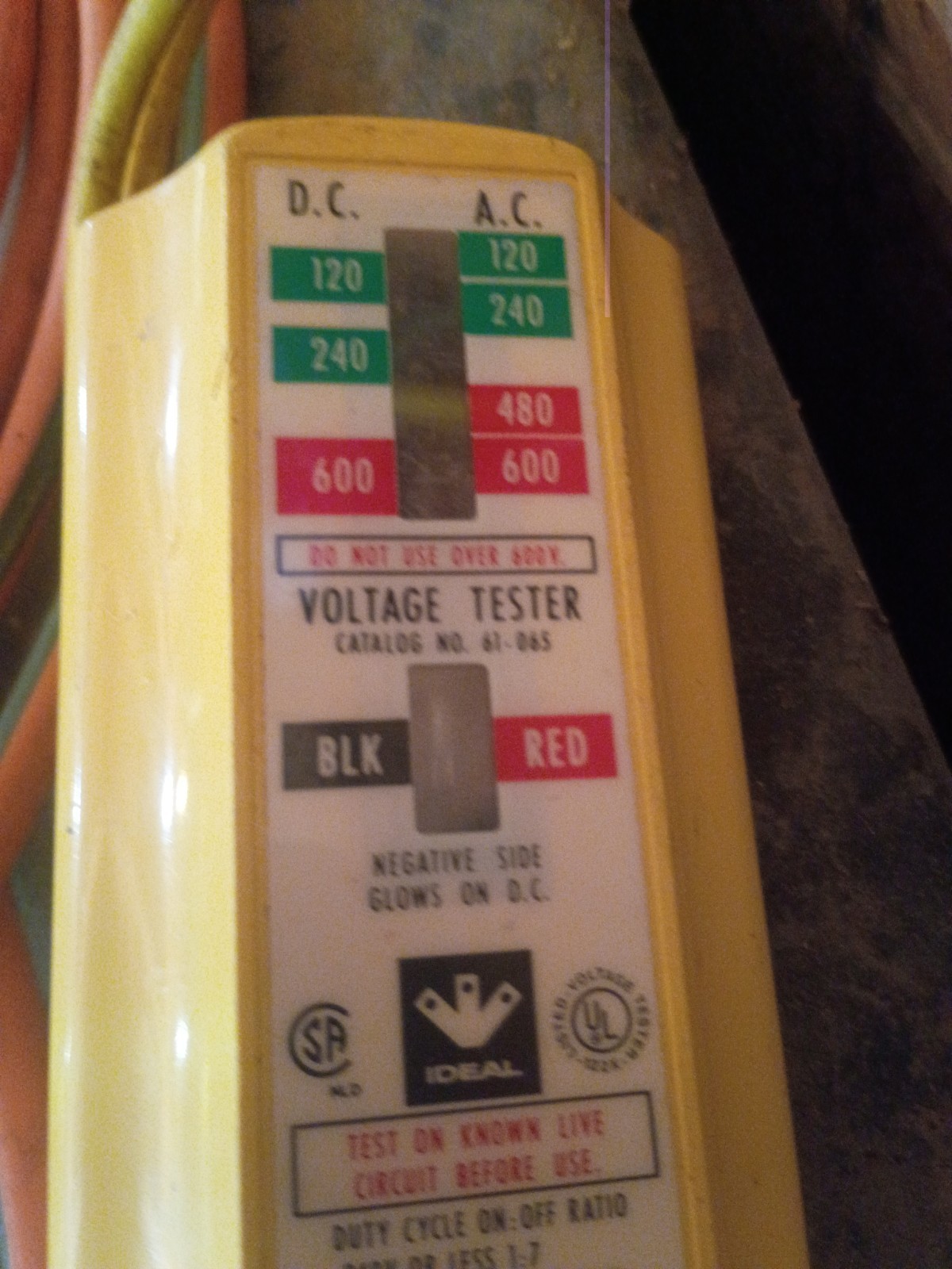 Ideal Voltage Tester 61-065