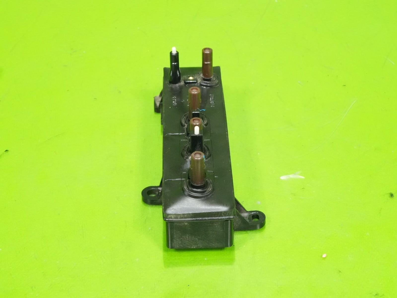 01-05 IS300 OEM passenger right front seat power control switches buttons