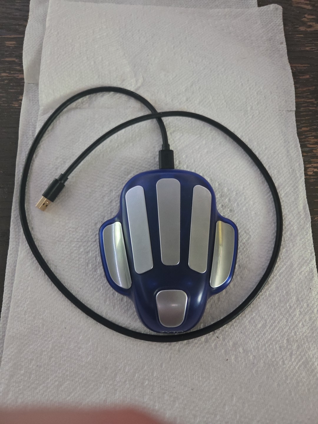 Zyto Hand Cradle With USB Cord in Excellent Condition (Software Not Included)