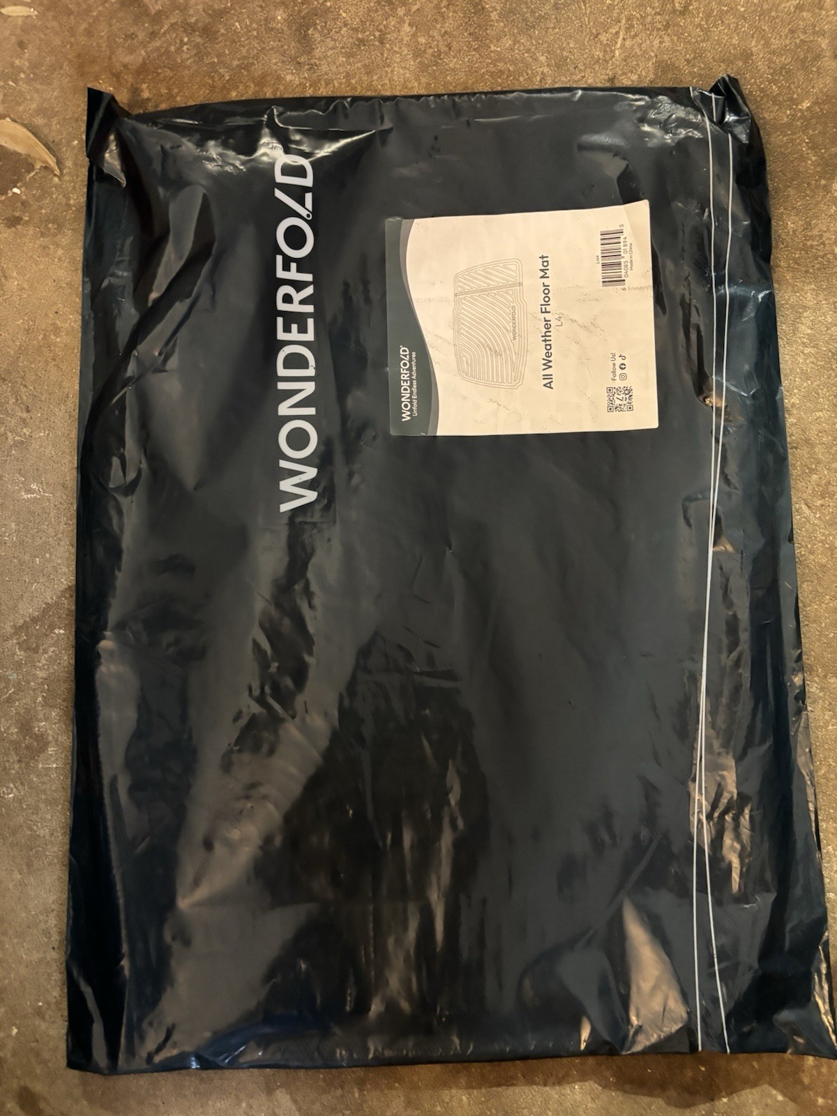 WonderFold L4 All Weather Floor Mat TPE Stroller Wagon Accessory Black New