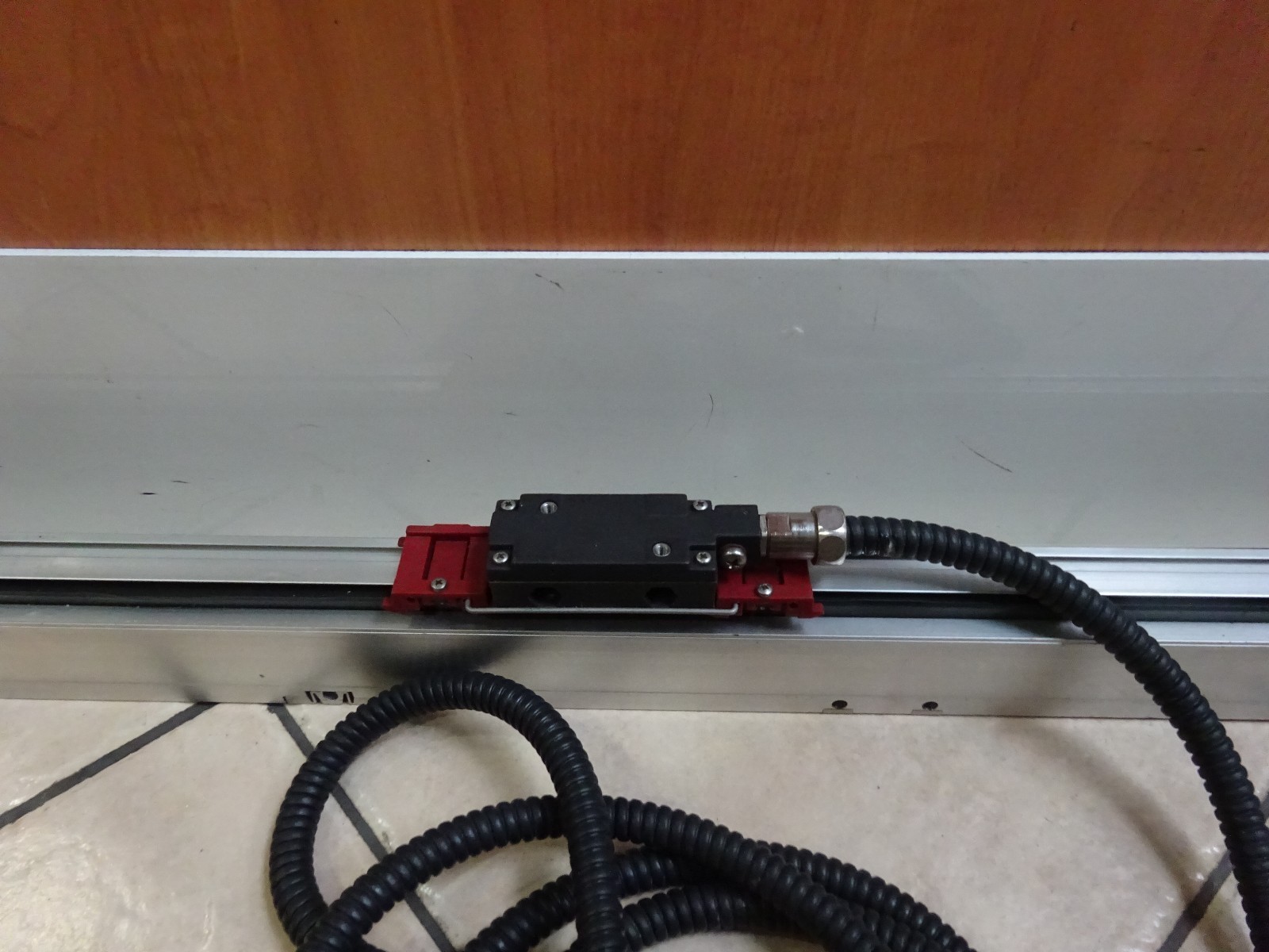 Heidenhain linear encoder 247 217 20 740mm